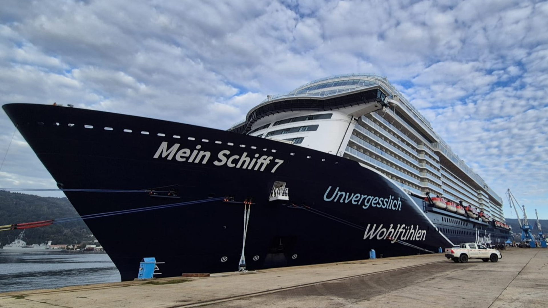 El puerto de Ferrol prevé 25 escalas de cruceros durante este año 2026, con el 'World Navigator' como primer visitante