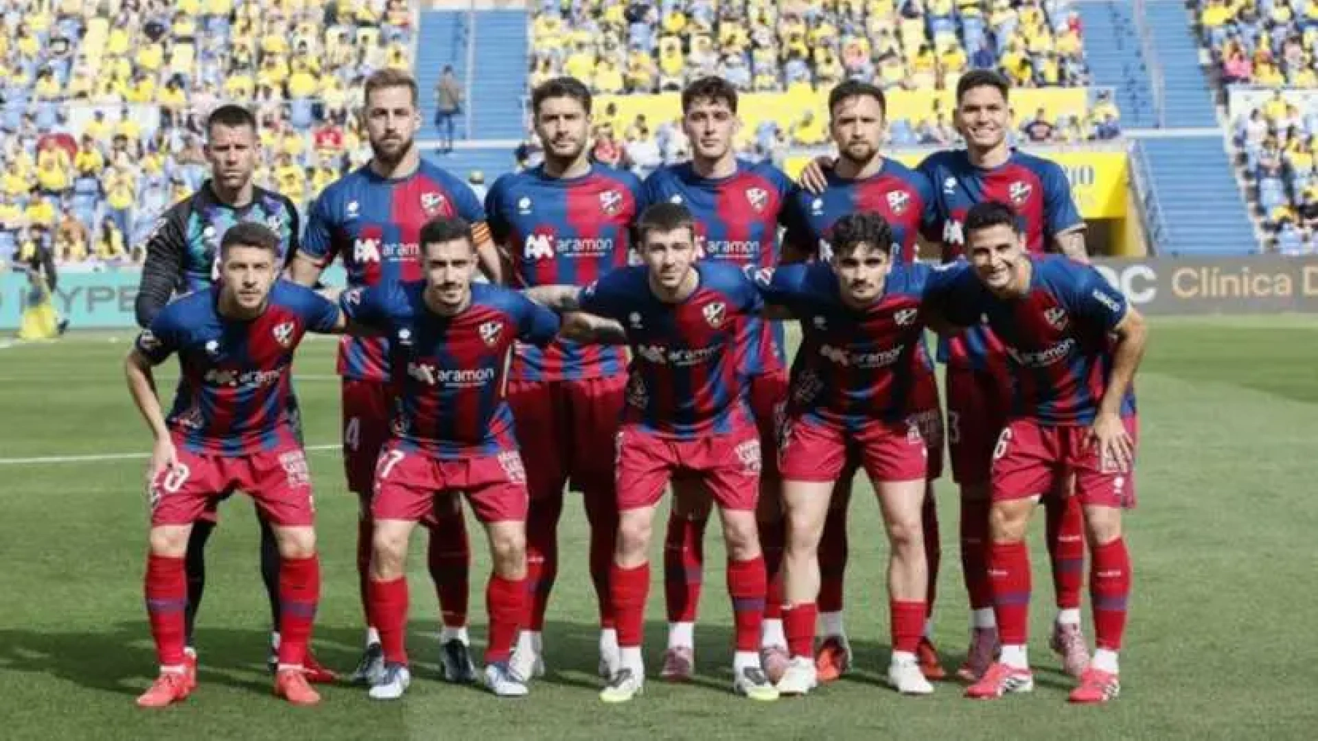 La mayoría de la plantilla del Huesca quedaría libre en caso de descenso