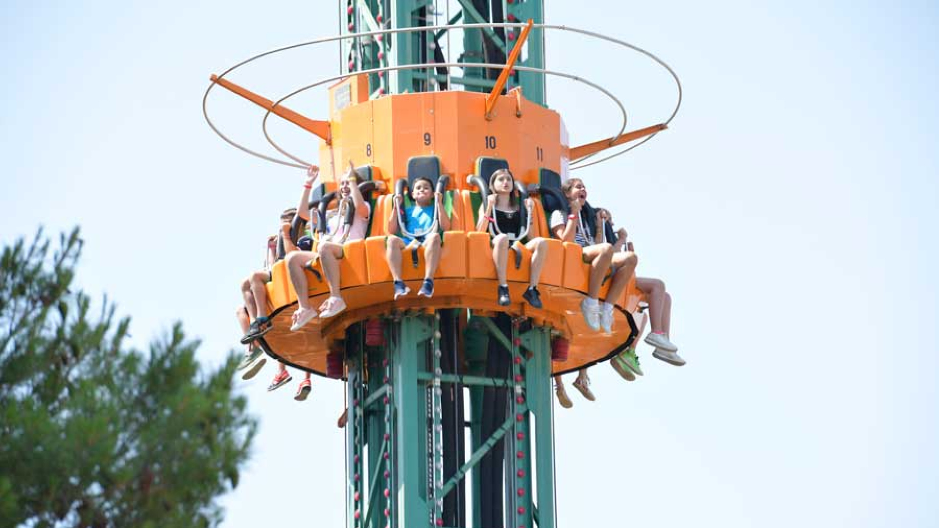 El Parque de Atracciones de Zaragoza planea una apertura parcial solo para eventos sin comunicarlo al Ayuntamiento