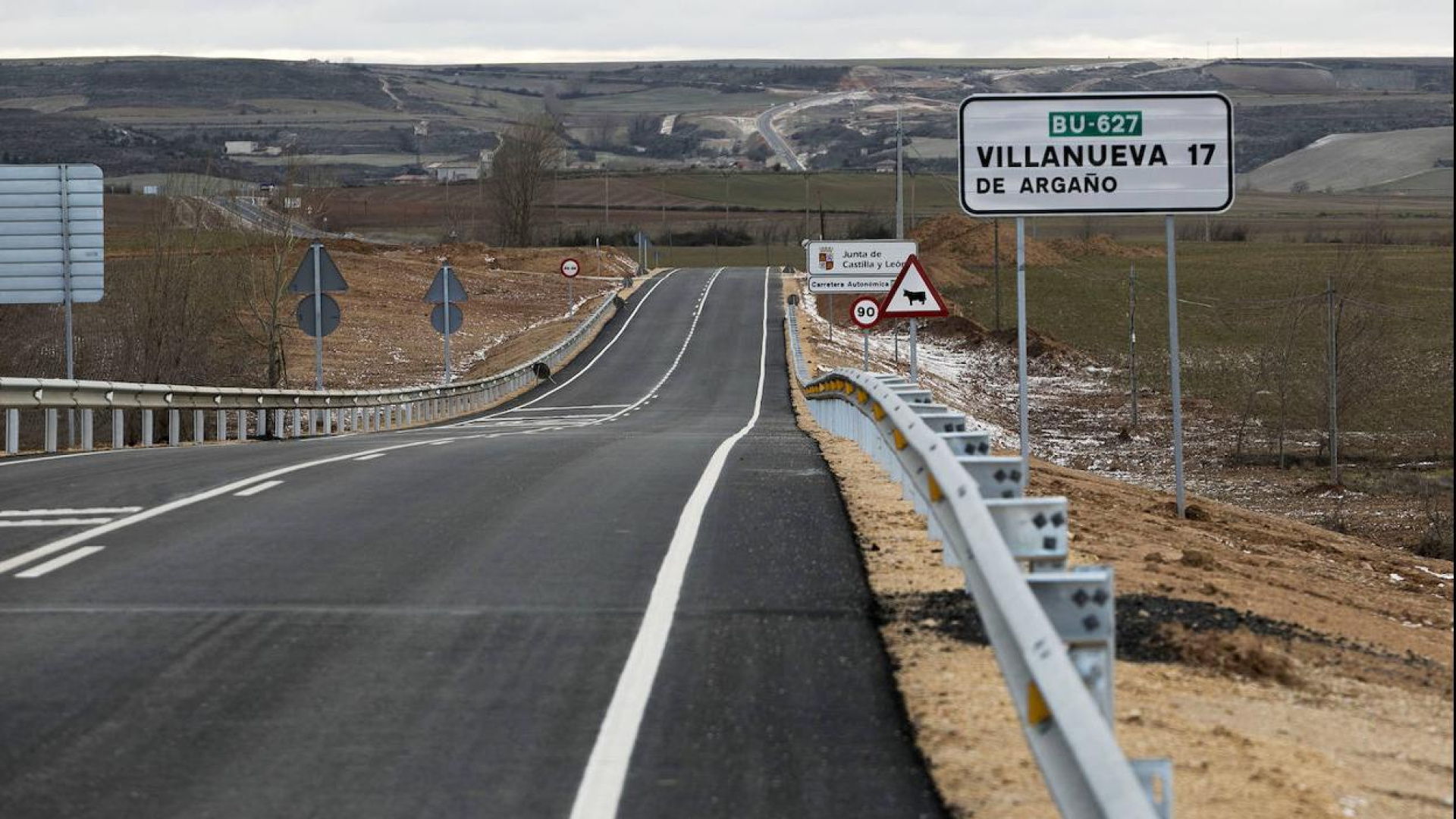 Las autoescuelas de Burgos alertan del peligro en carretera tras un 90% de muertes en vías secundarias esta Semana Santa: “El mantenimiento es inexistente, hace 40 años estaban mejor”