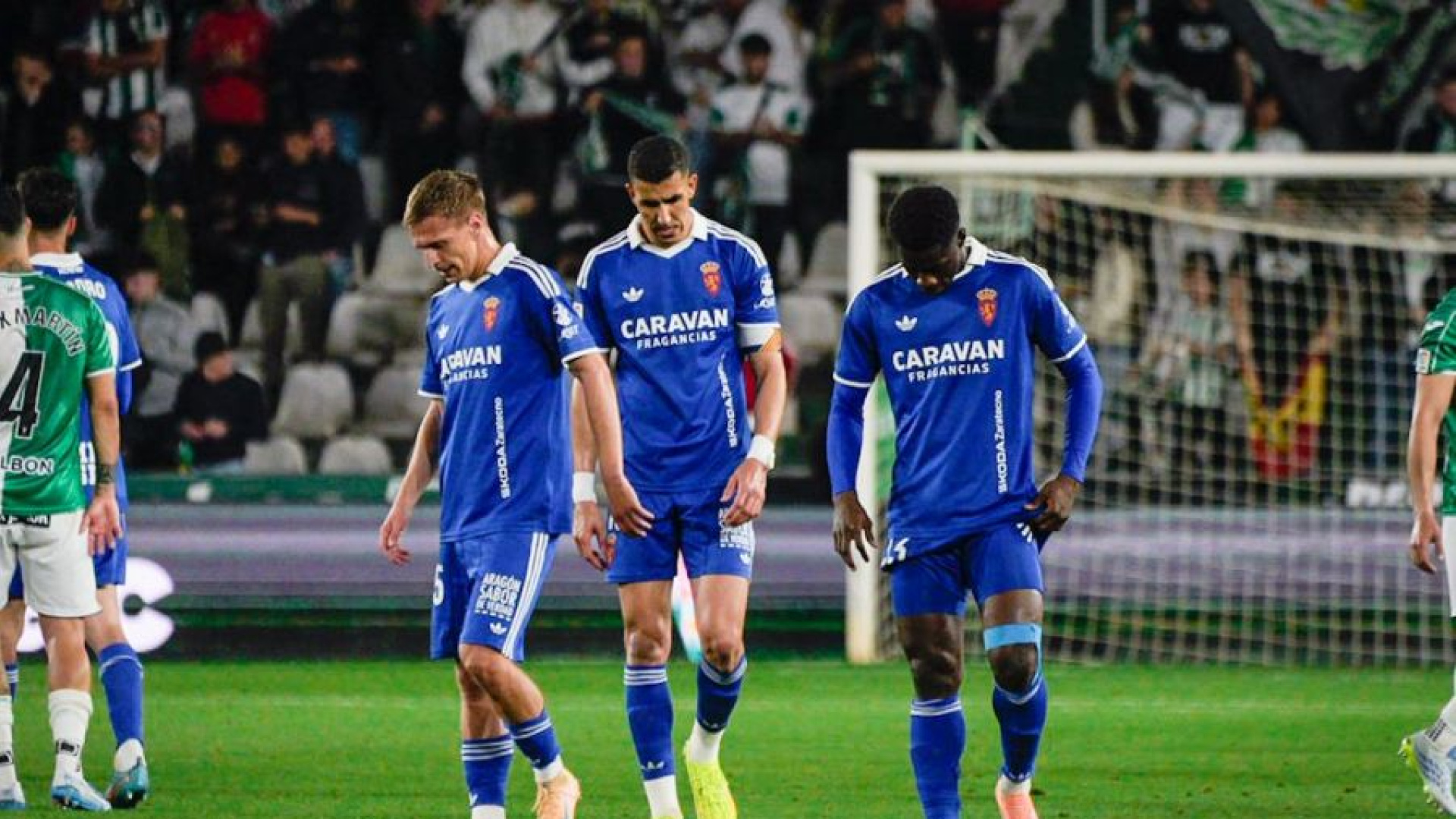 Un Real Zaragoza fundido y timorato protagoniza en Córdoba otro bajonazo (1-0)