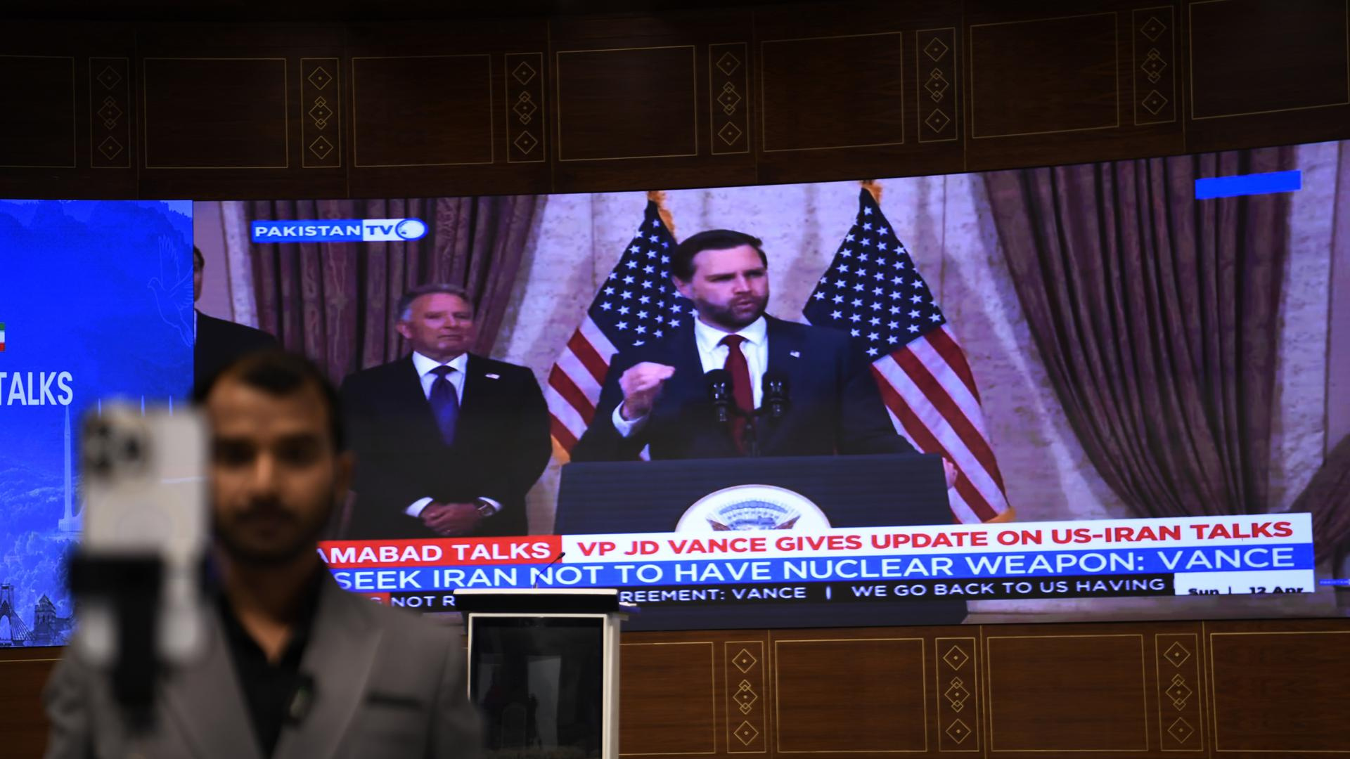 Estados Unidos e Irán terminan las negociaciones de Paz en Pakistán sin acuerdo y Vance da un ultimátum: 