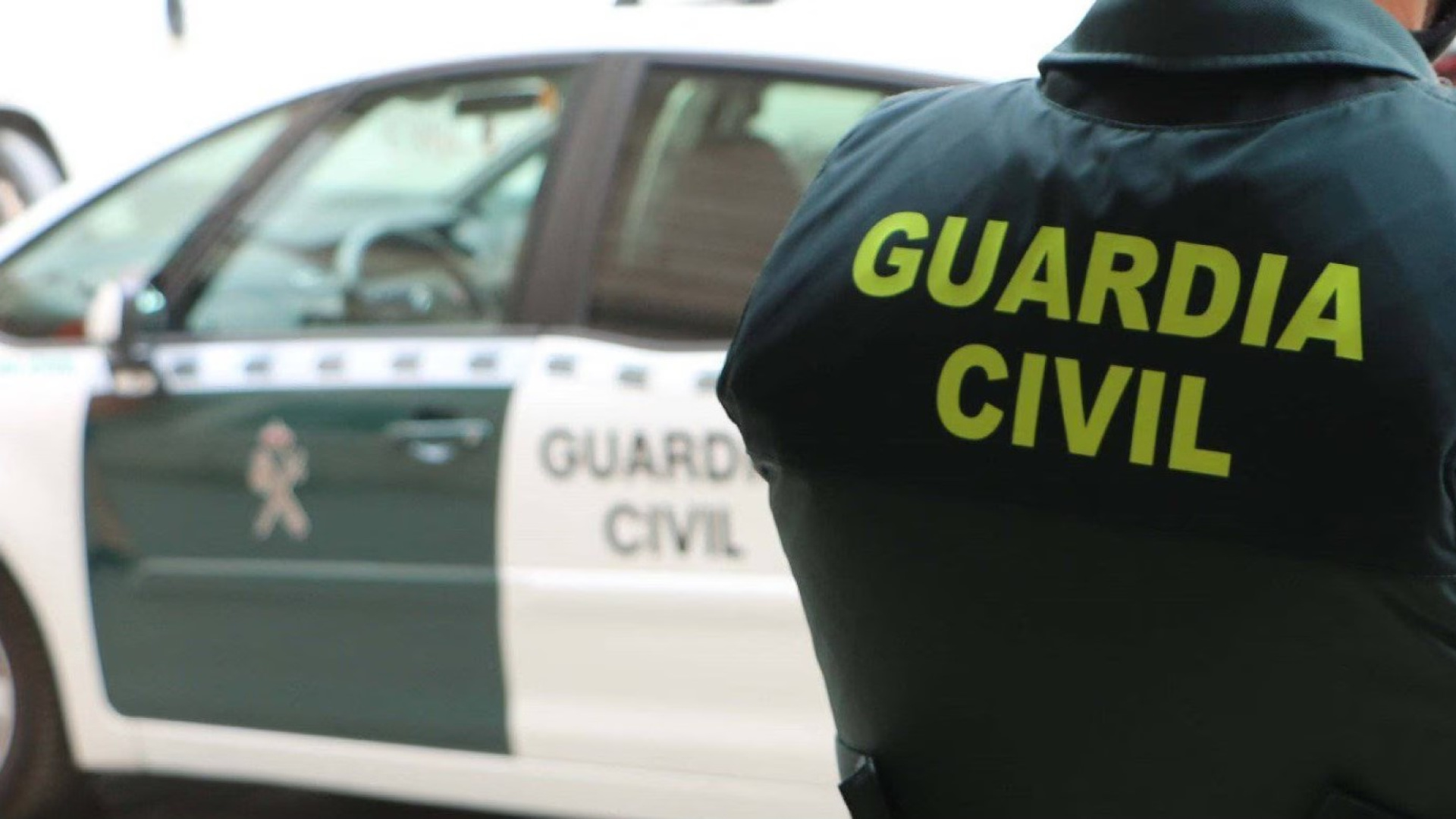 Asaltan un banco en Benetússer y maniatan a las limpiadoras tras entrar por un butrón