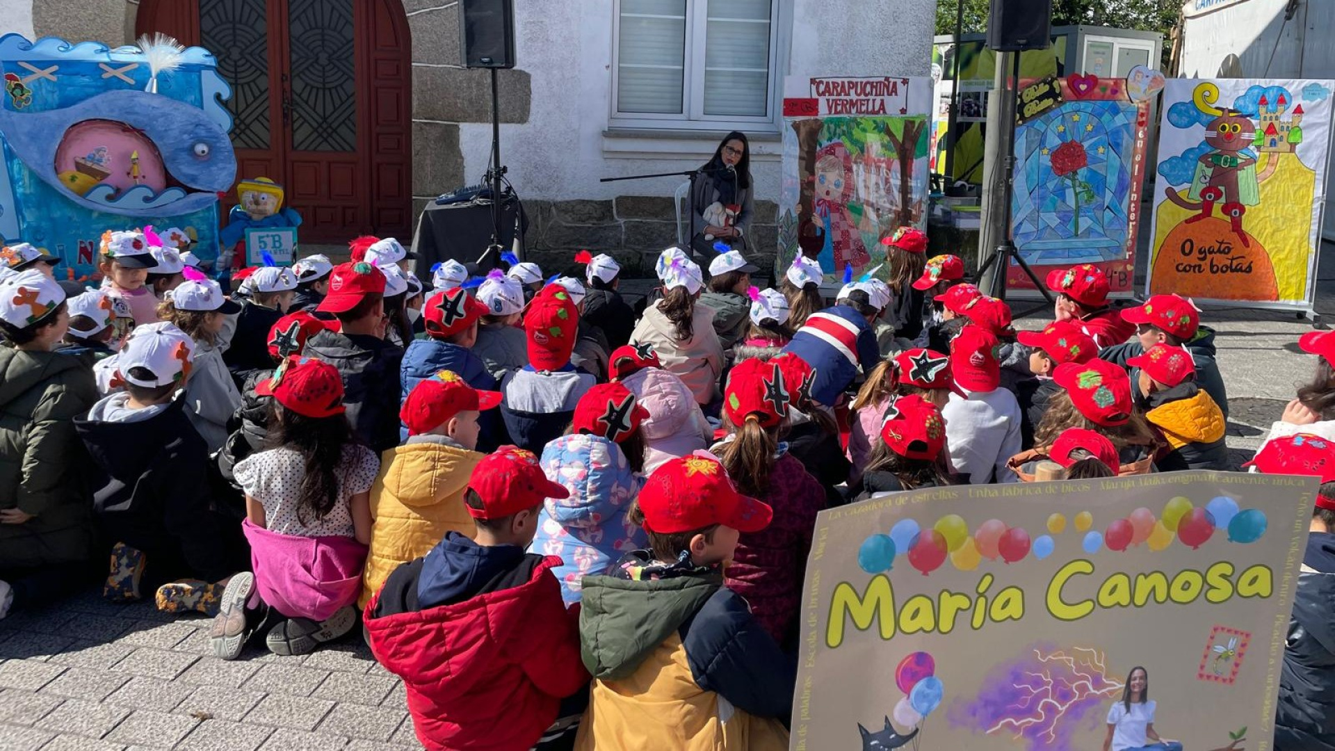 Outeiro de Rei se vuelca con la lectura en su II Feira do Libro
