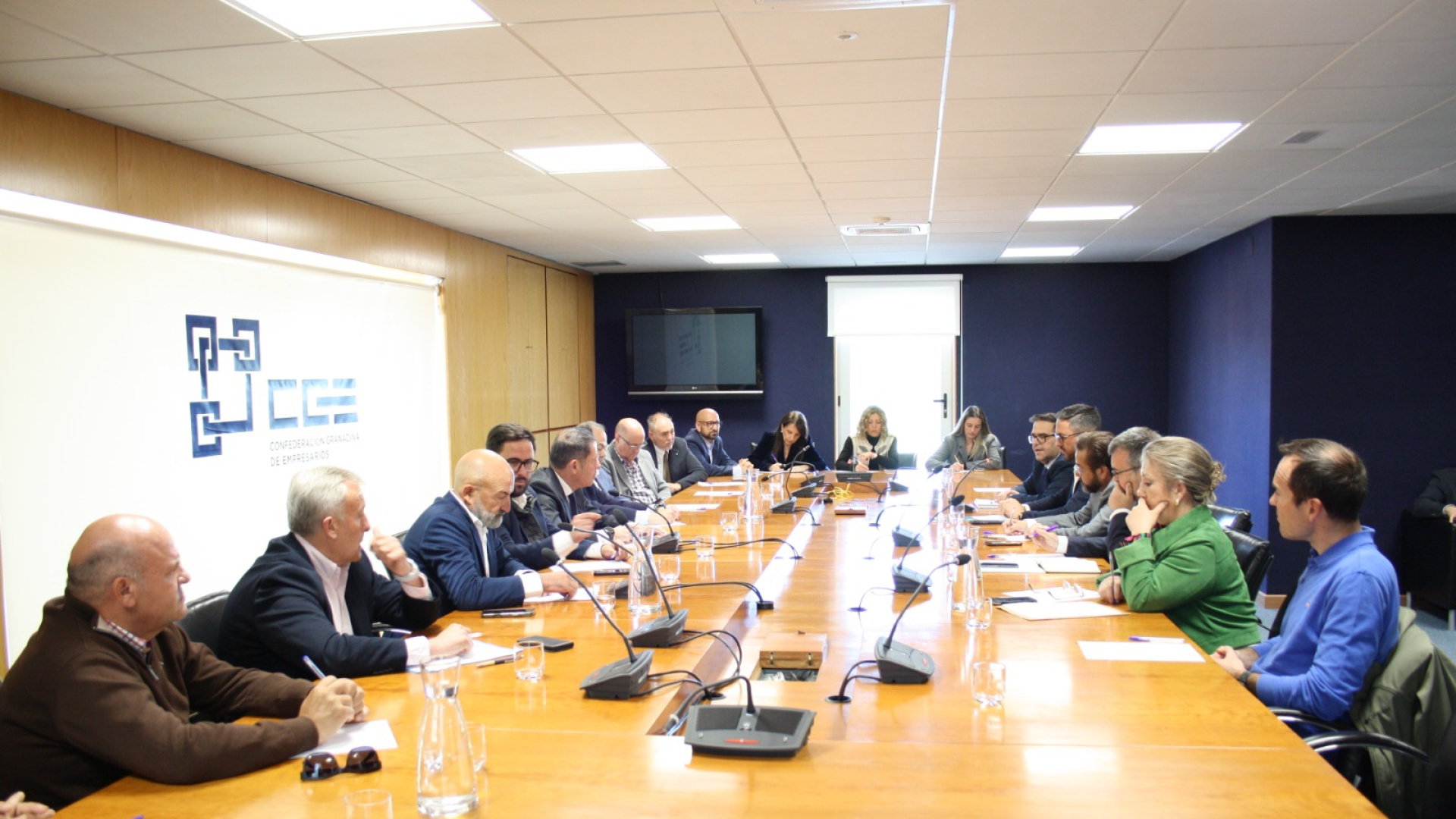 Granada activa la Mesa del Agua para impulsar las canalizaciones de Béznar-Rules