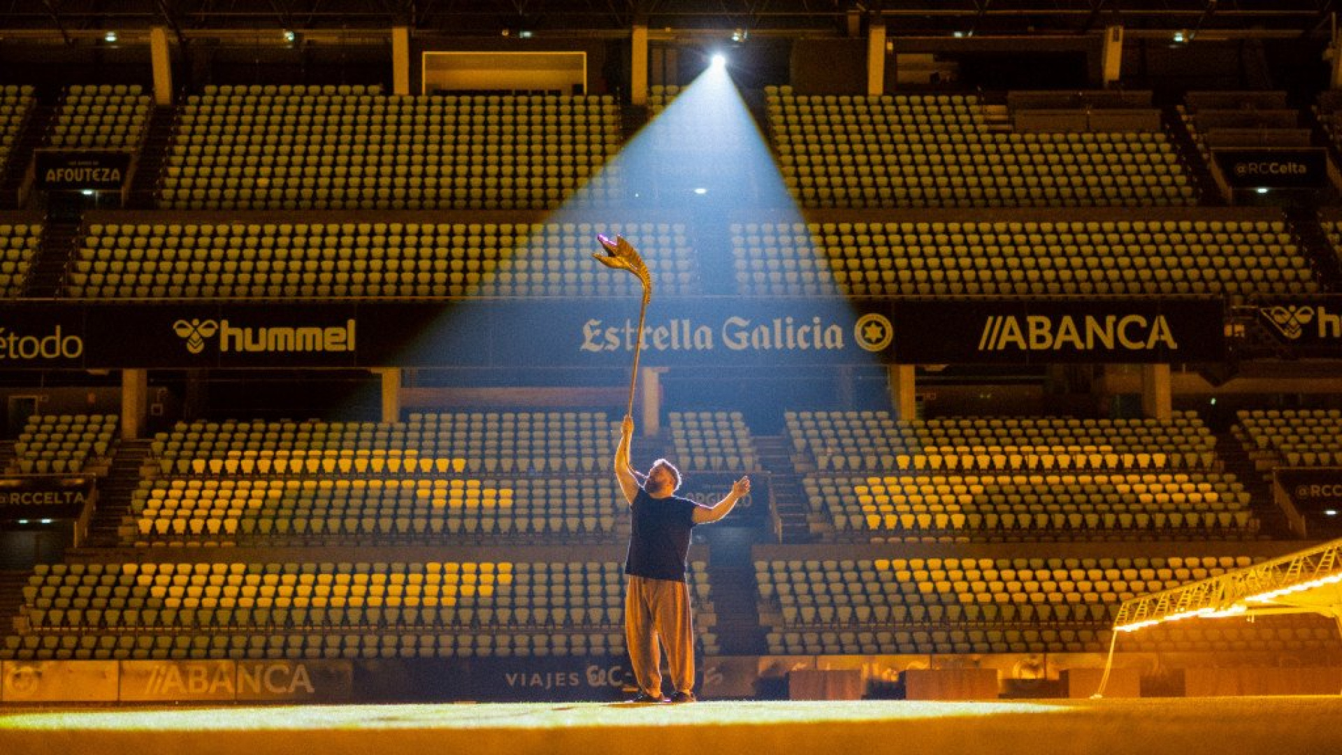 El kárnyx de Abraham Cupeiro vuelve a Balaidos para la 'guerra' entre Celta y Friburgo