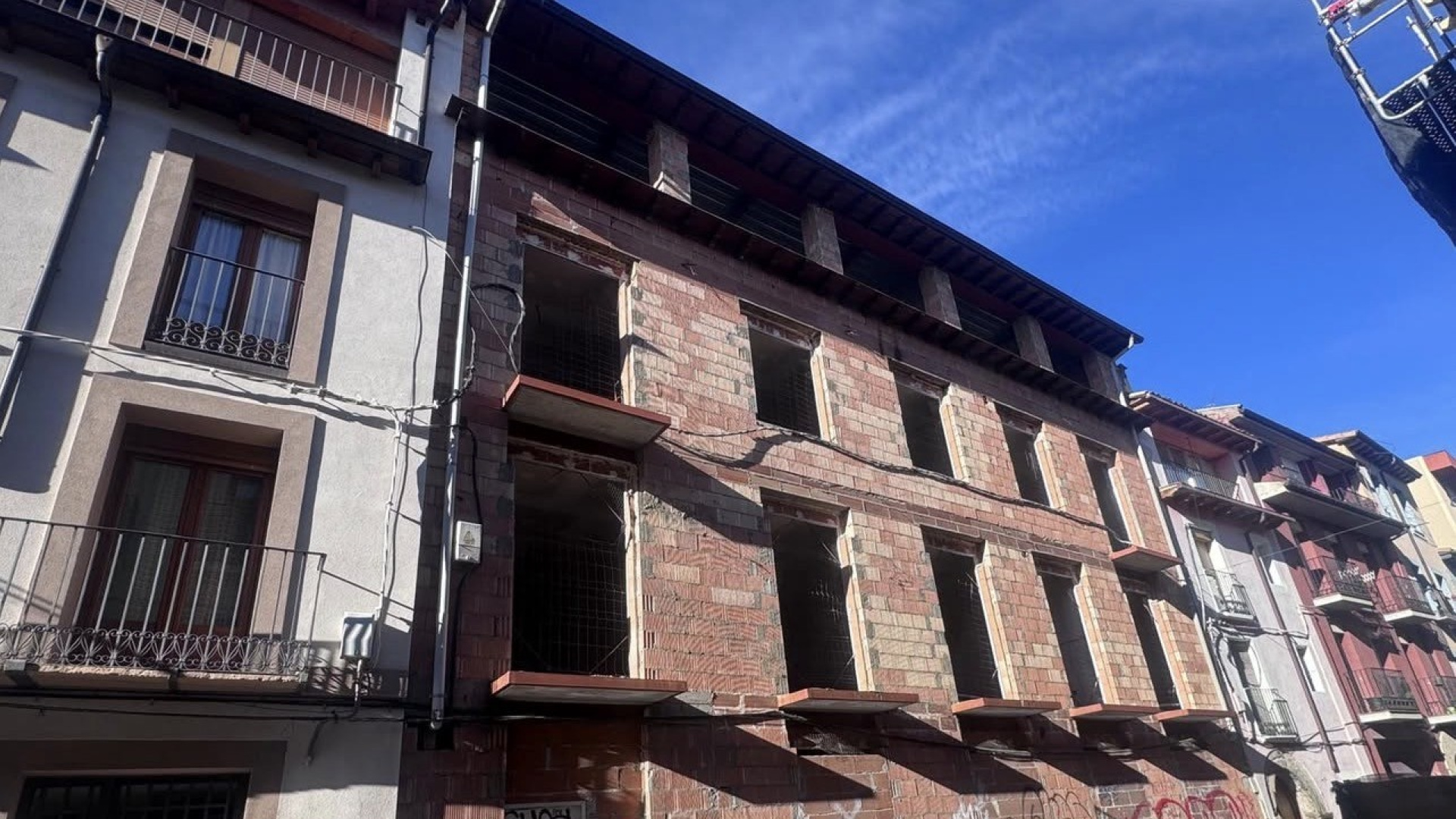 Jaca incorpora seis viviendas para alquiler asequible tras dos años para hacerse con el inmueble