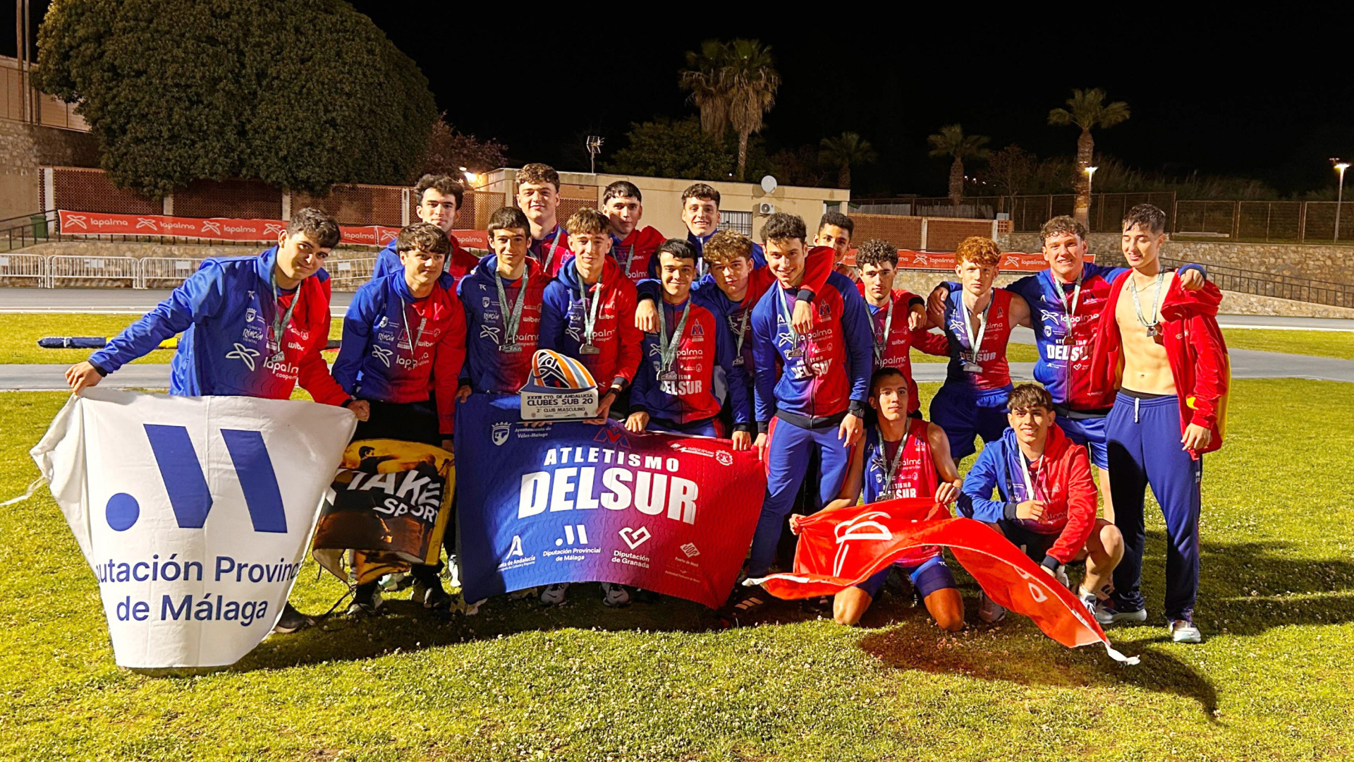 El Atletismo Delsur La Palma, subcampeón masculino y tercer clasificado femenino en el Andaluz sub 20