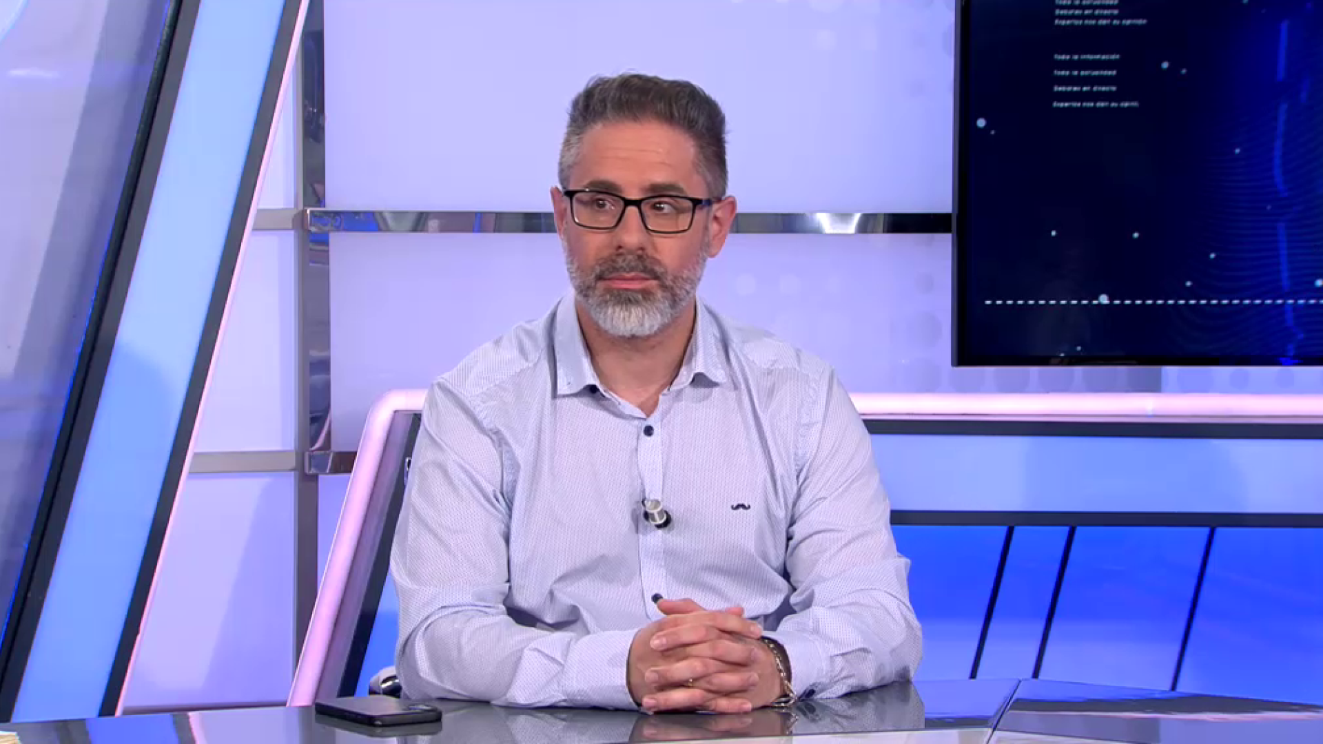 Javier Pacios, cuñado del tripulante del Alvia fallecido: "Llevamos casi tres meses y aquí nadie hace nada. Te das cuenta de que te están mintiendo en la cara"