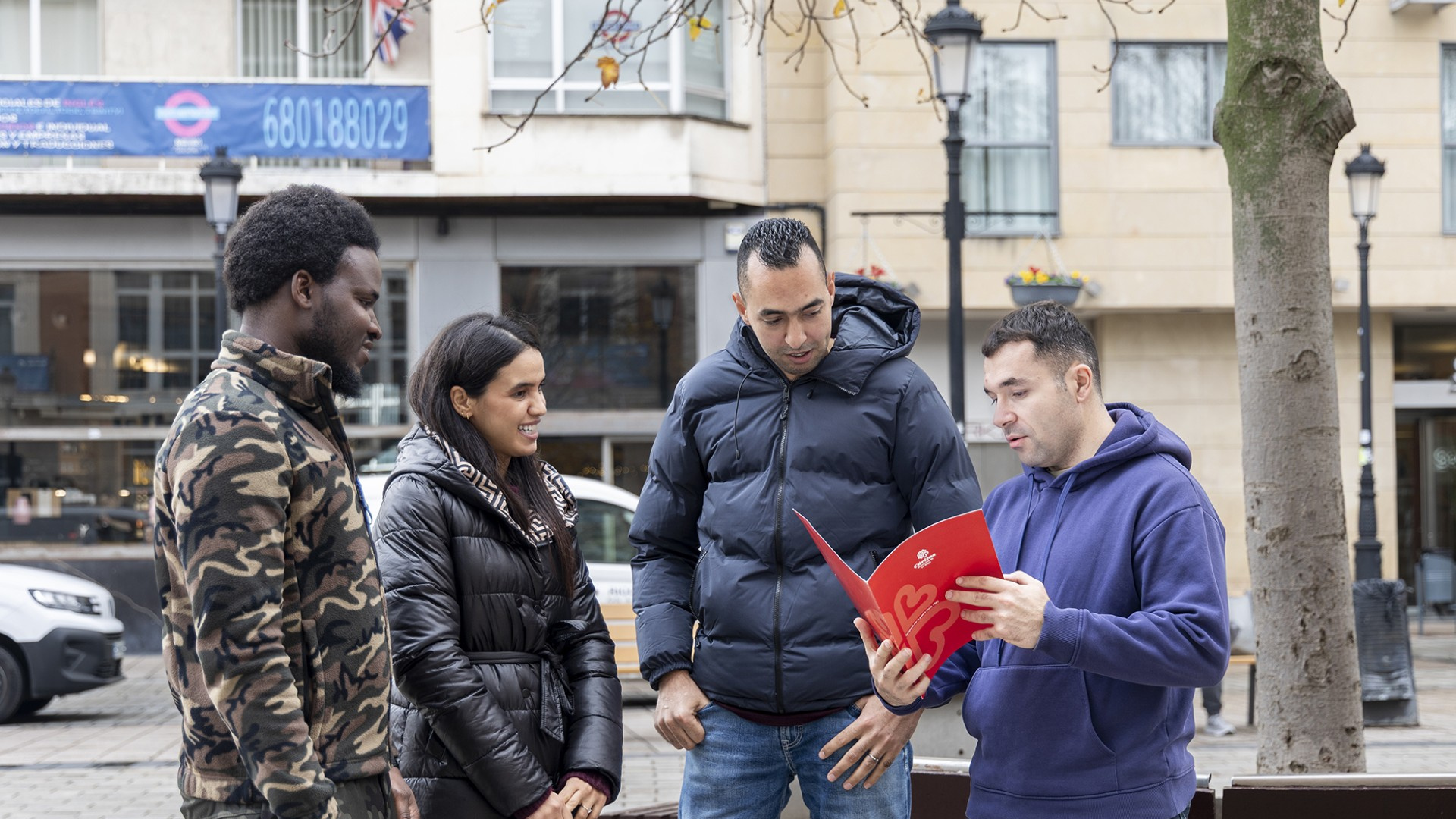 La Rioja abre la regularización de 8.000 migrantes: Cáritas muestra su inquietud porque solo hay tres puntos para tramitar, todos ellos en Logroño