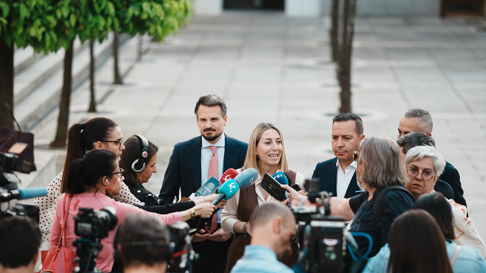 El campo extremeño recibe con una mezcla de esperanza y escepticismo el acuerdo de PP-Vox