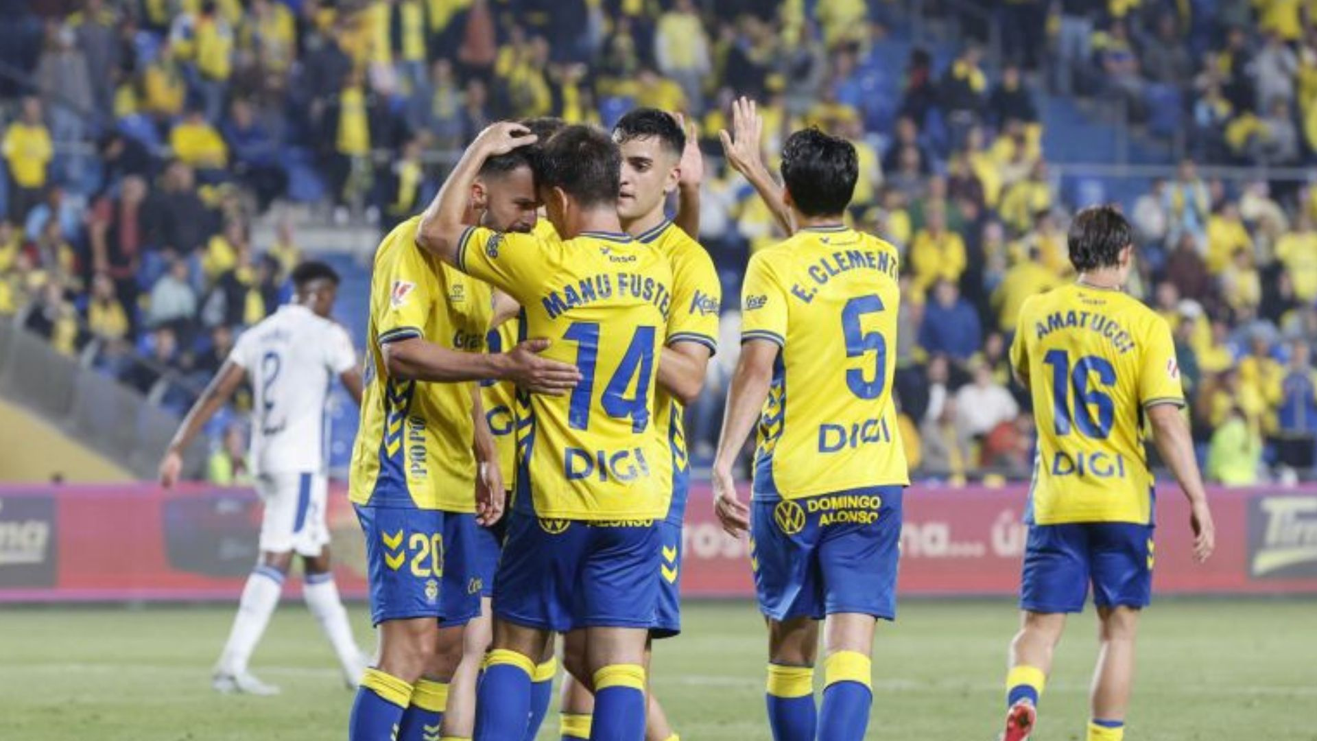 Las Palmas tumba al Leganés y duerme en la zona del playoff