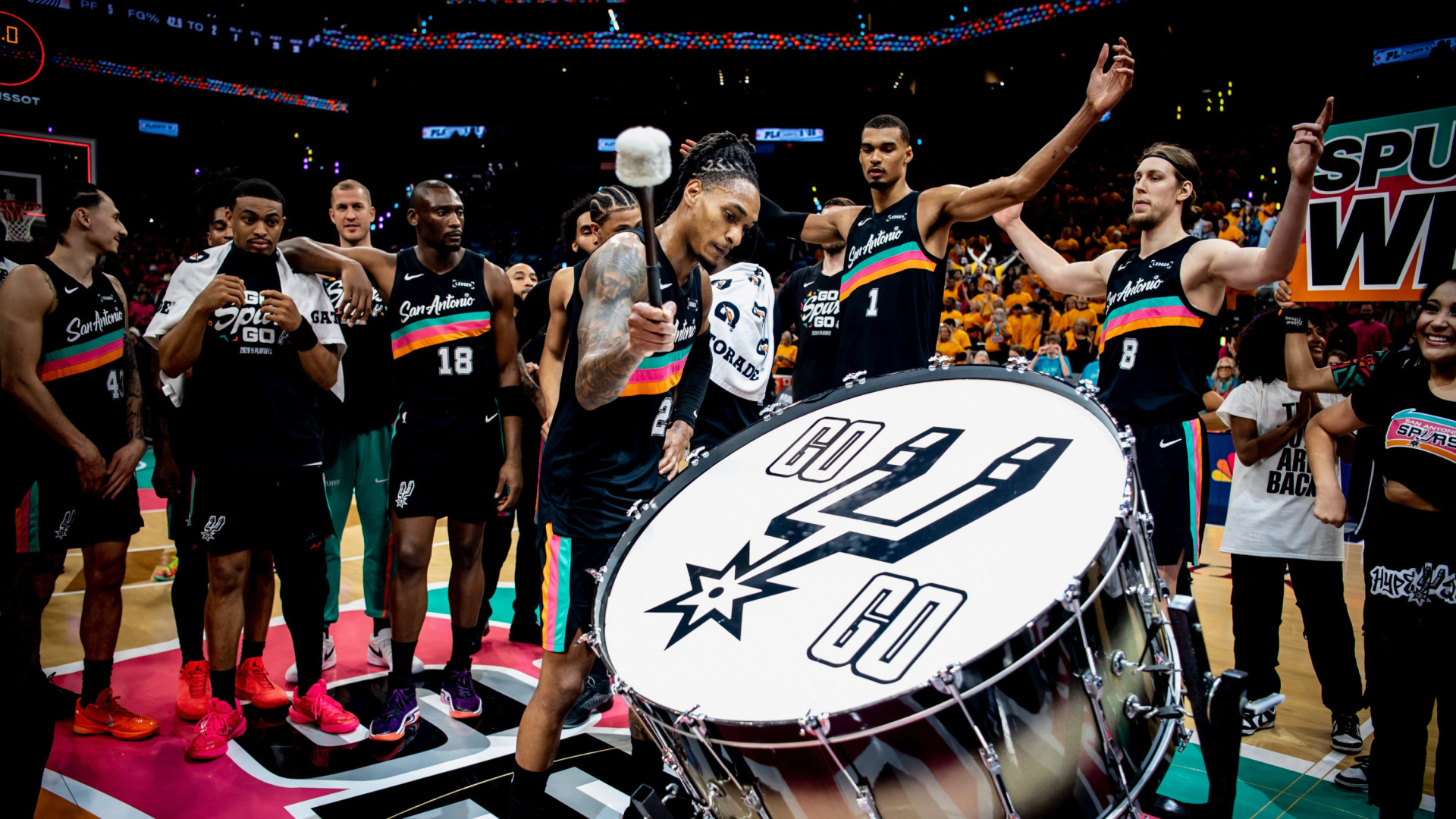 Los Thunder, los Spurs, los Celtics y los Magic se apuntan la primera victoria