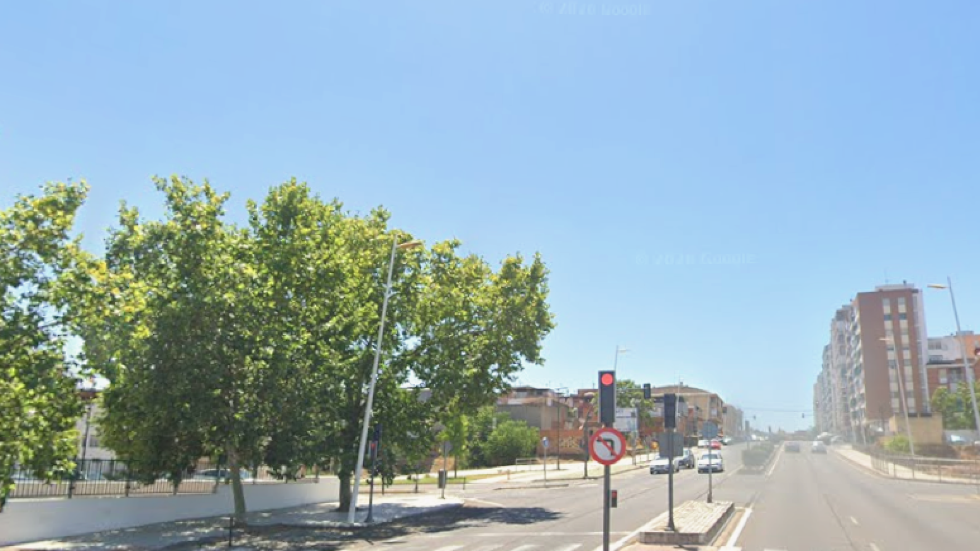 Una avería en la 'autopista' deja sin agua a varios barrios de Badajoz