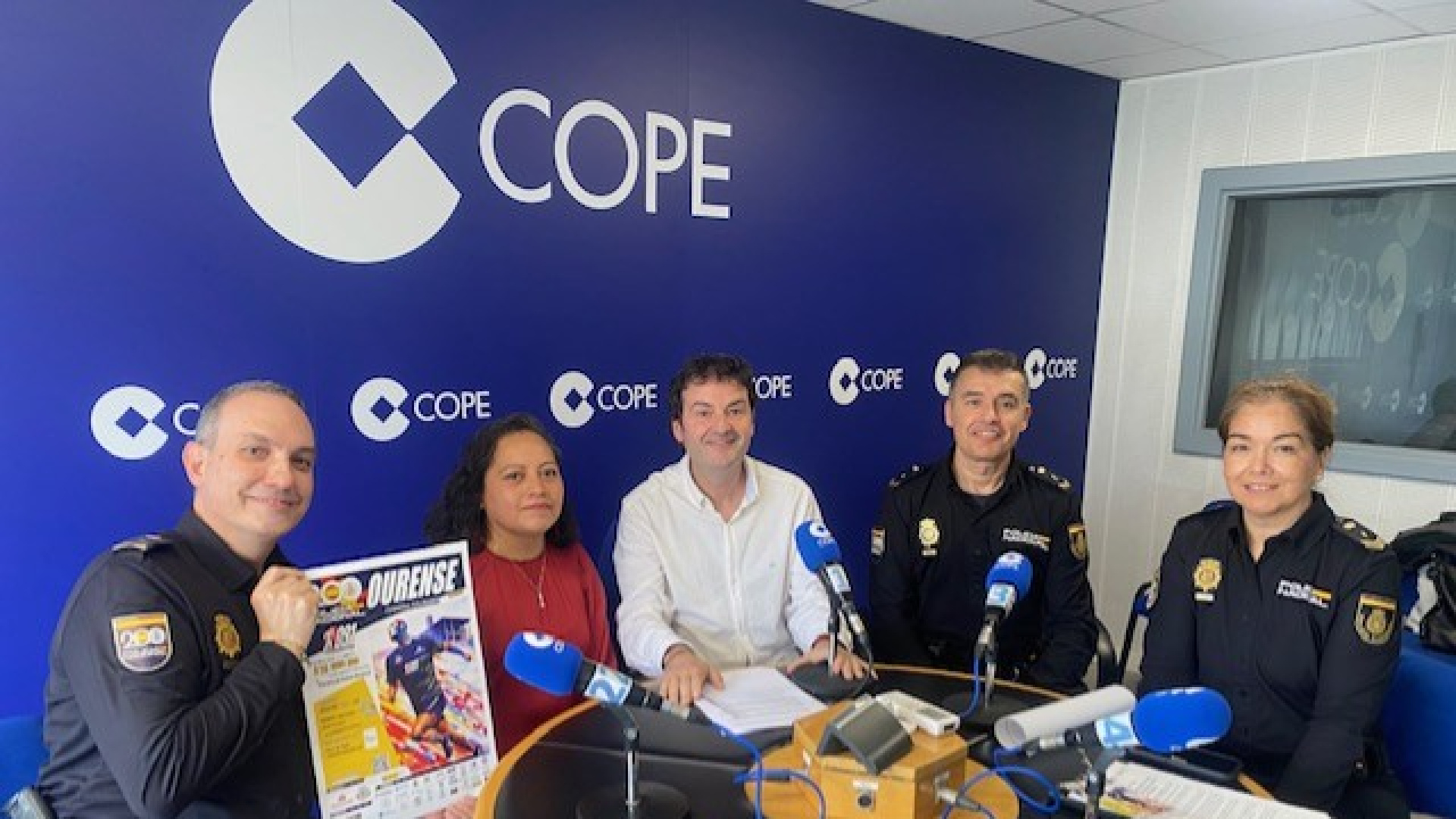 La Policía Nacional organiza una carrera solidaria el 10 de mayo en Ourense a favor de la Asociación Bicos de Papel, que ayuda a niños con cáncer