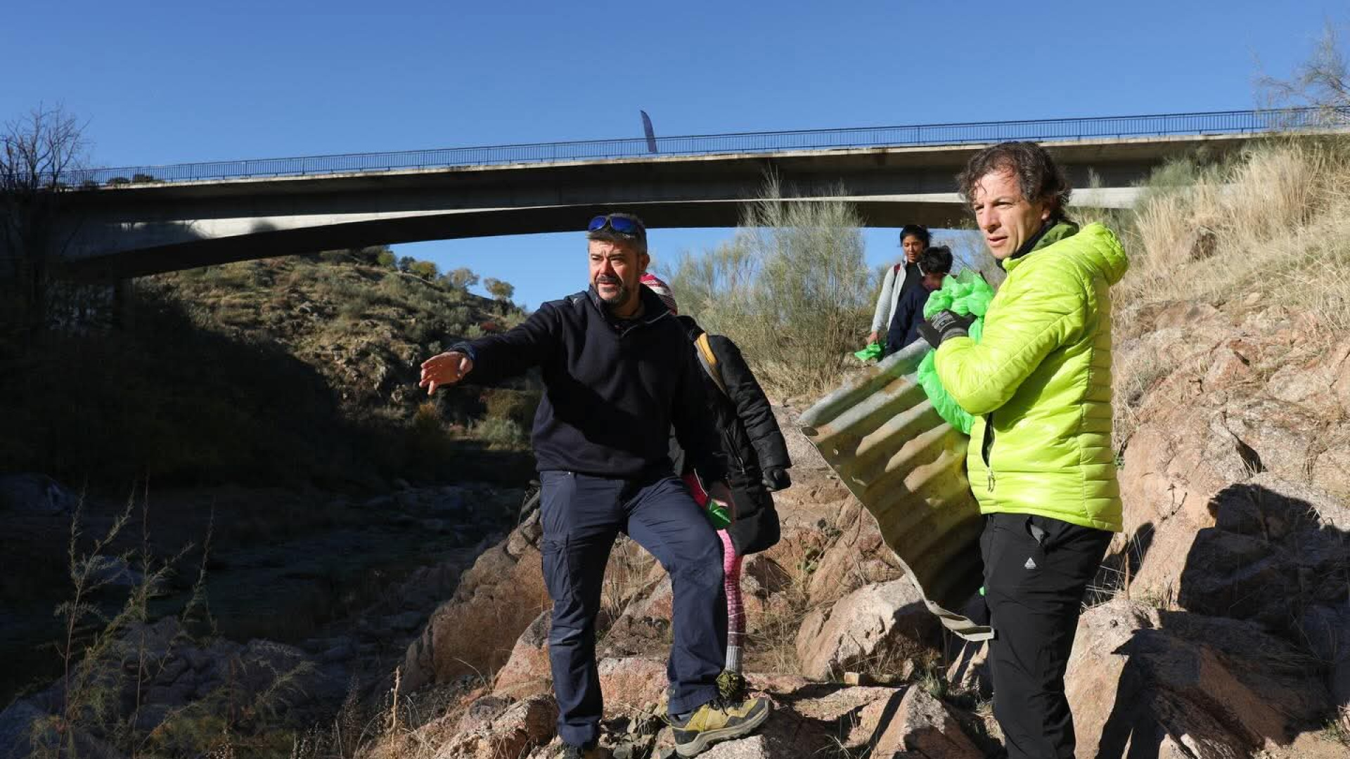 Los pequeños cuidadores del Tajo: niños de Toledo se ponen al frente de la limpieza del río