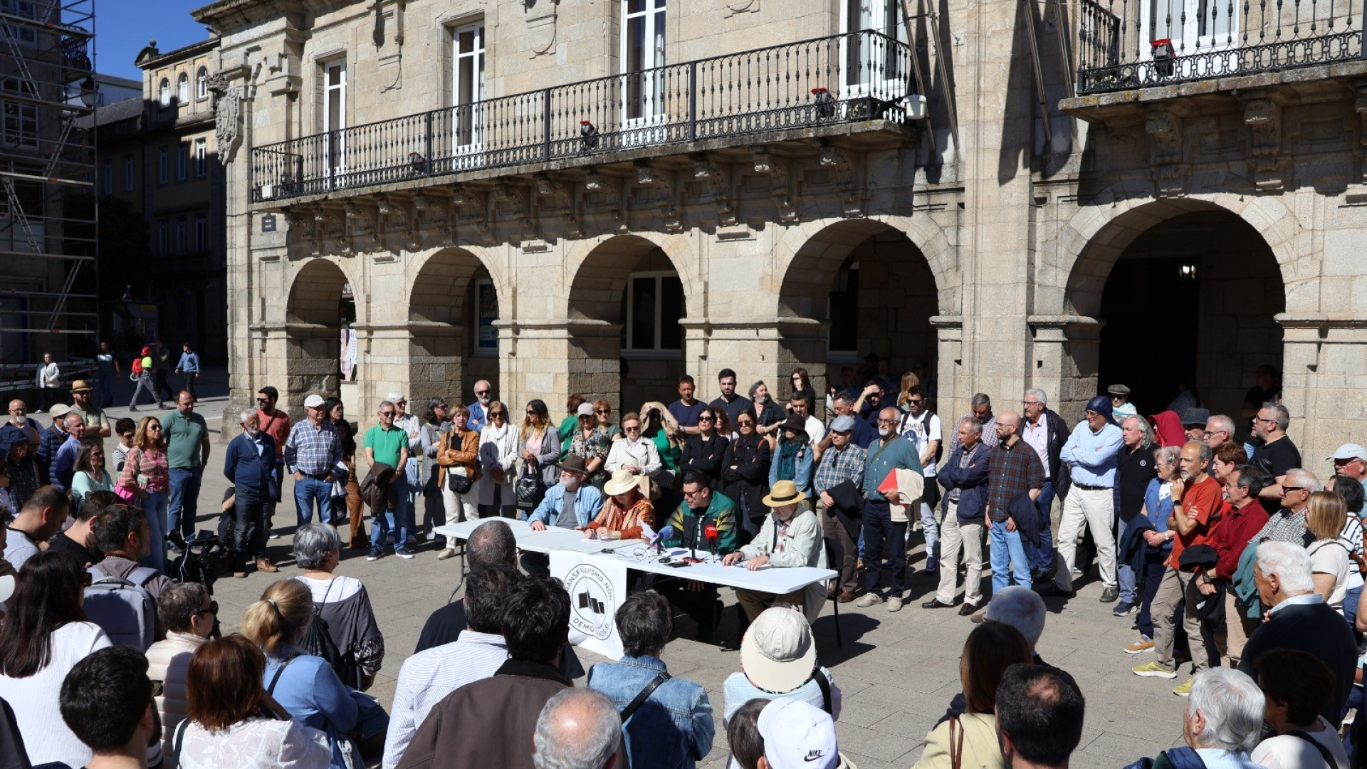 La plataforma contra la moción de censura en Lugo llama a manifestarse este viernes en la Praza Maior