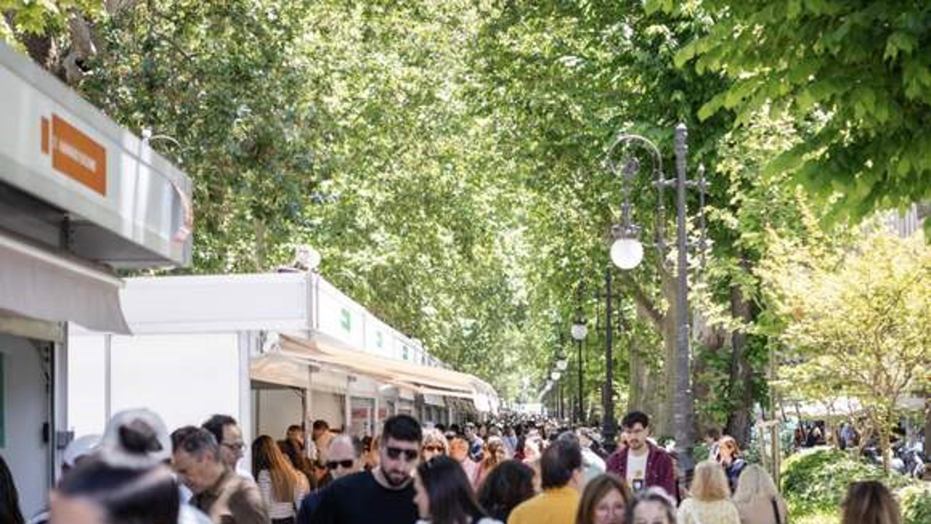 La Feria del Libro de Granada arranca con una explosión de literatura, ciencia y educación
