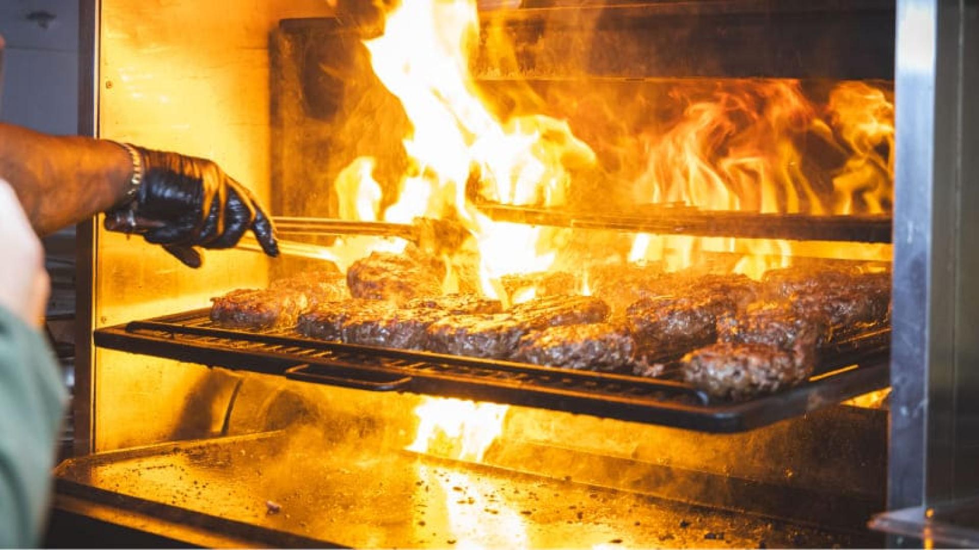 The Champions Burger llega a Las Rozas con su ruta The Big Game y un impactante espectáculo inspirado en el fútbol americano