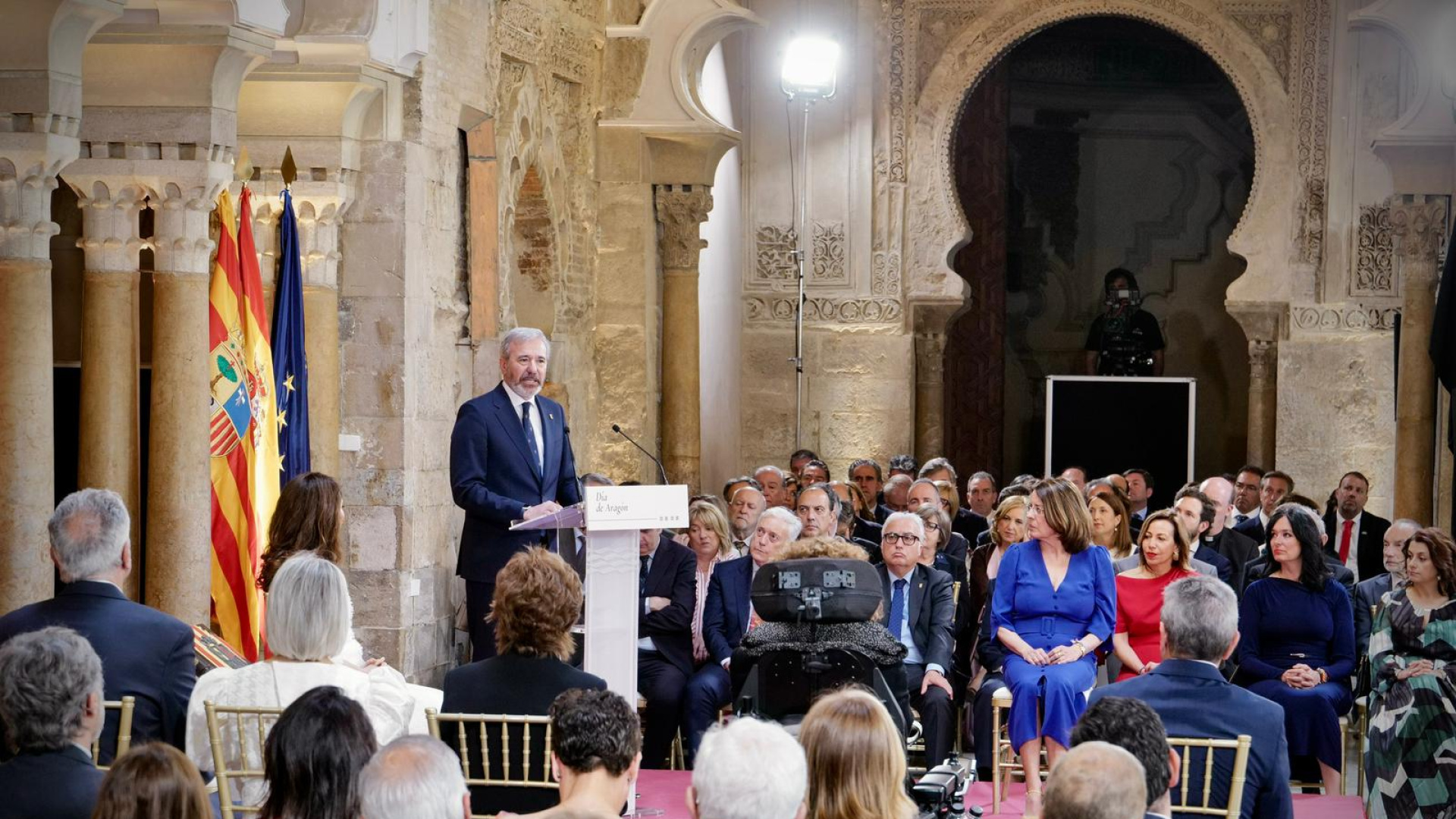 Aragón celebra su día grande entre emotivas medallas y el eco del pacto PP-VOX