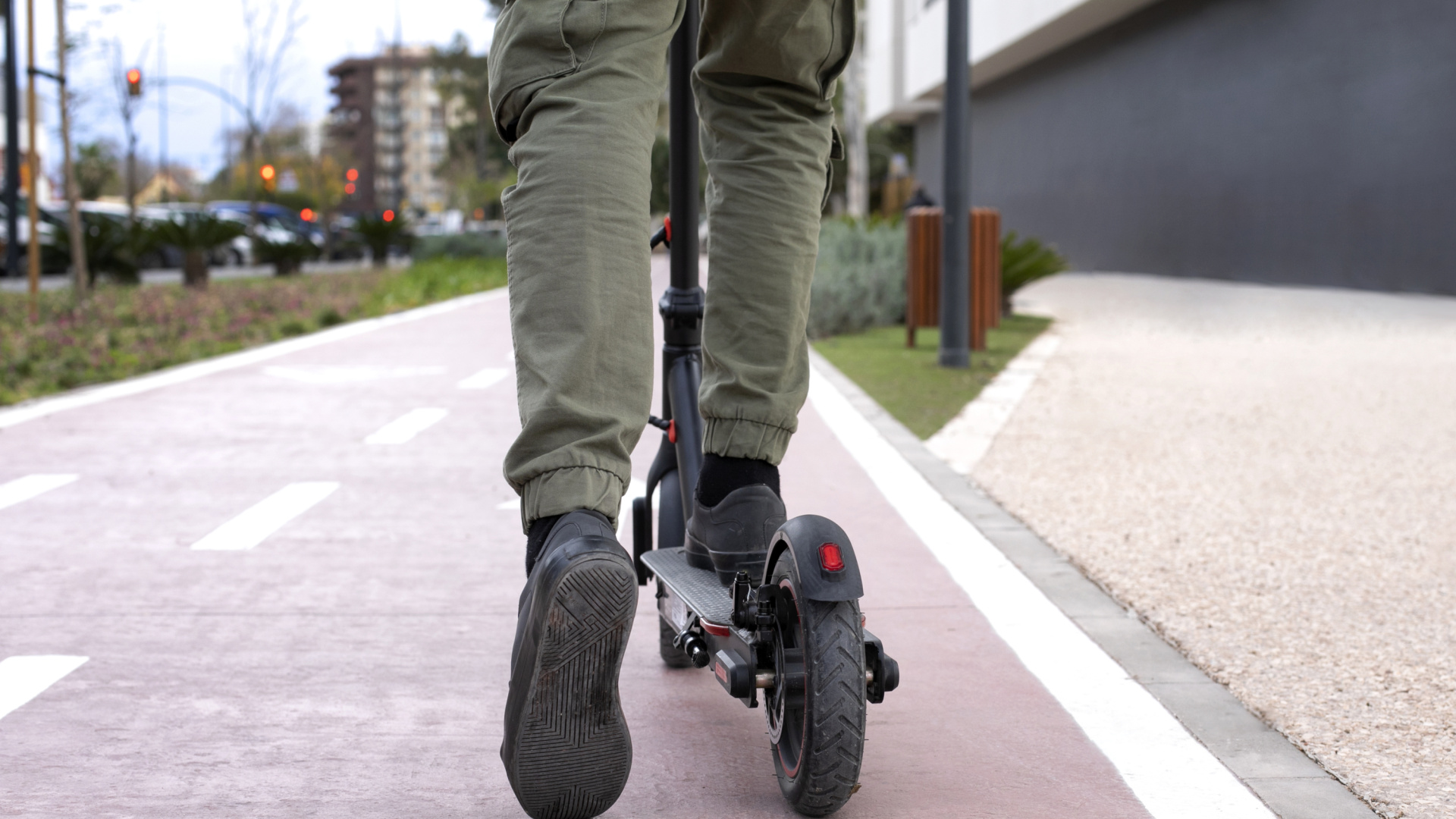 La Policía Local de Málaga advierte a los usuarios de patinetes: 