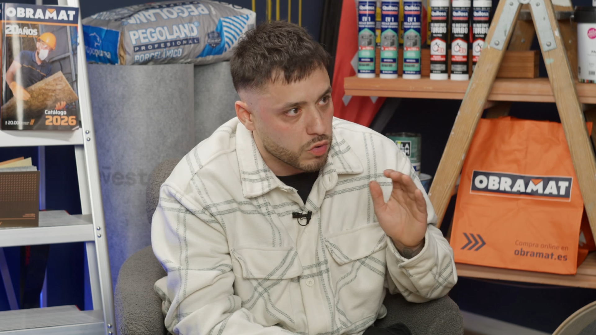 Rubén Ariza, fontanero: “Empecé cobrando 20 euros a la semana con mi tío durante un año hasta que pasé a cobrar 1.200 euros al mes. No era mucho, pero no conocía otra cosa”