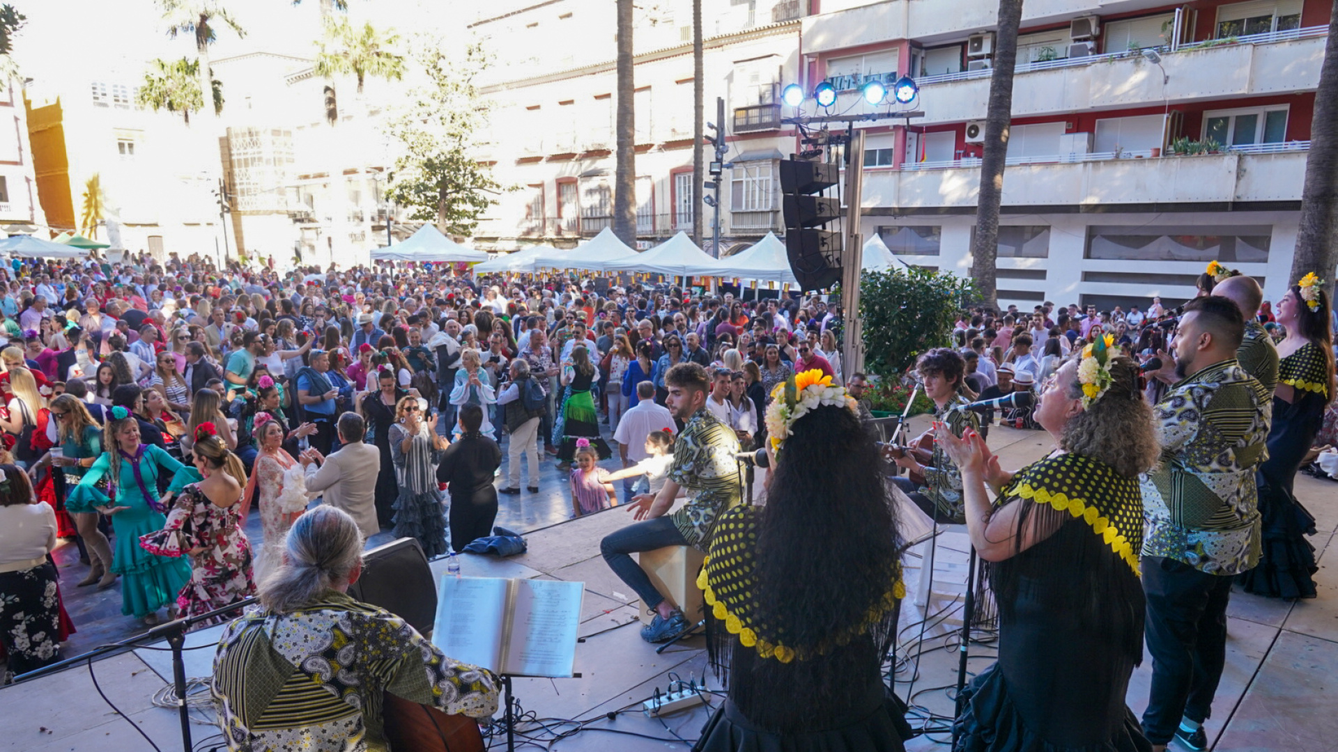 Cartagena se vuelca con las Cruces de Mayo: conciertos gratuitos, tradición y fiesta en las calles