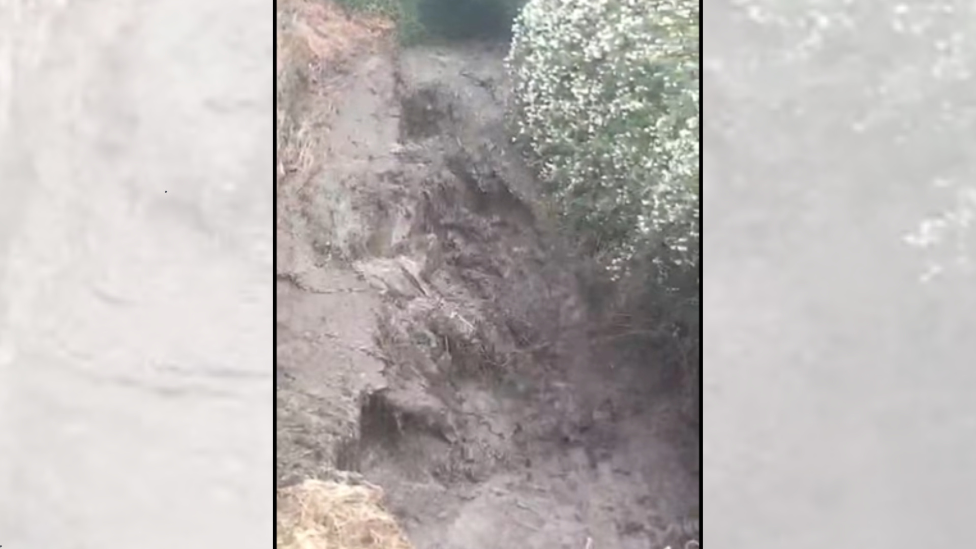 Las lluvias torrenciales dejan sin agua a Caminomorisco un año después del gran incendio