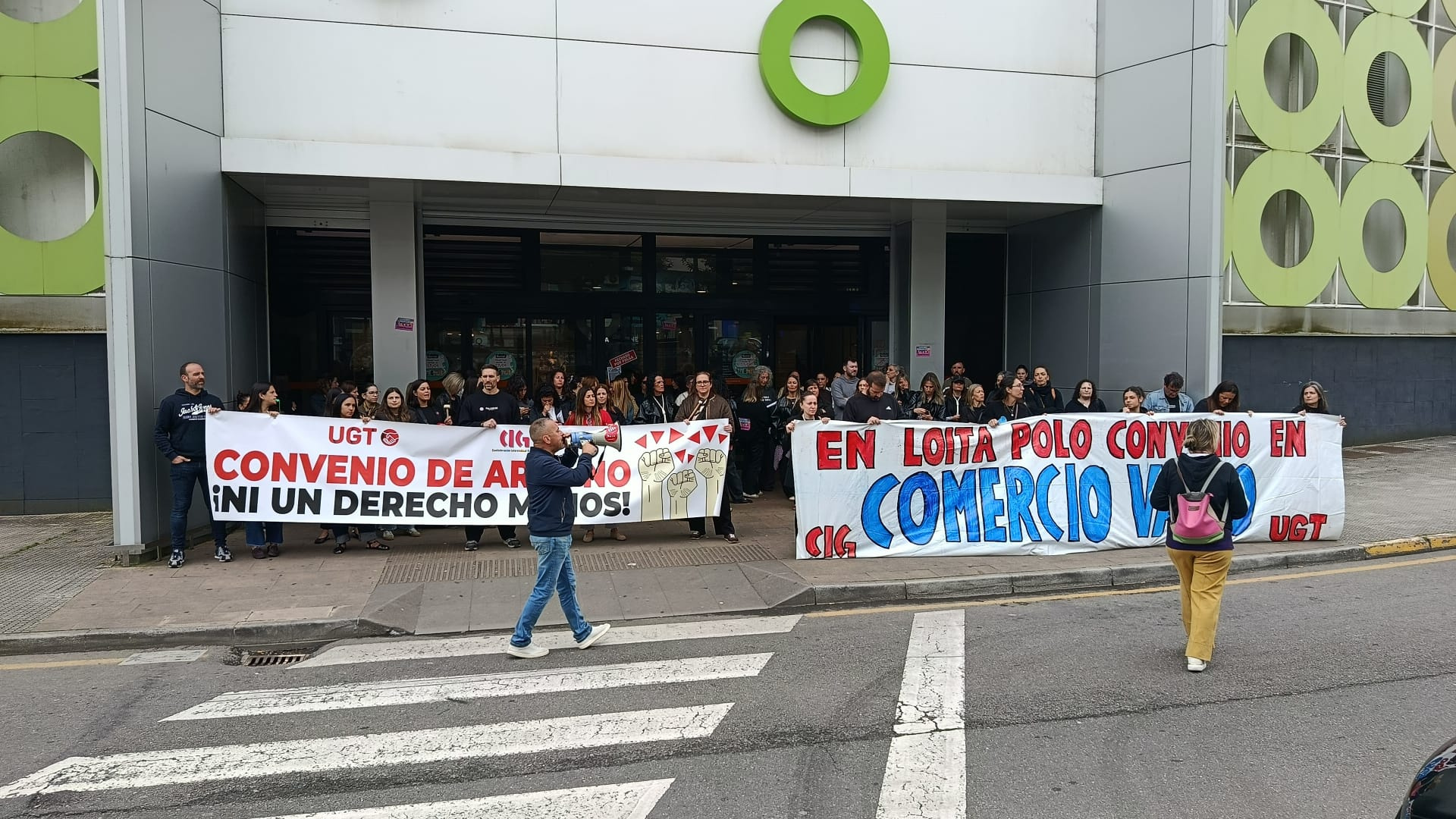 El comercio textil de Ferrolterra también se rebela contra el nuevo convenio estatal