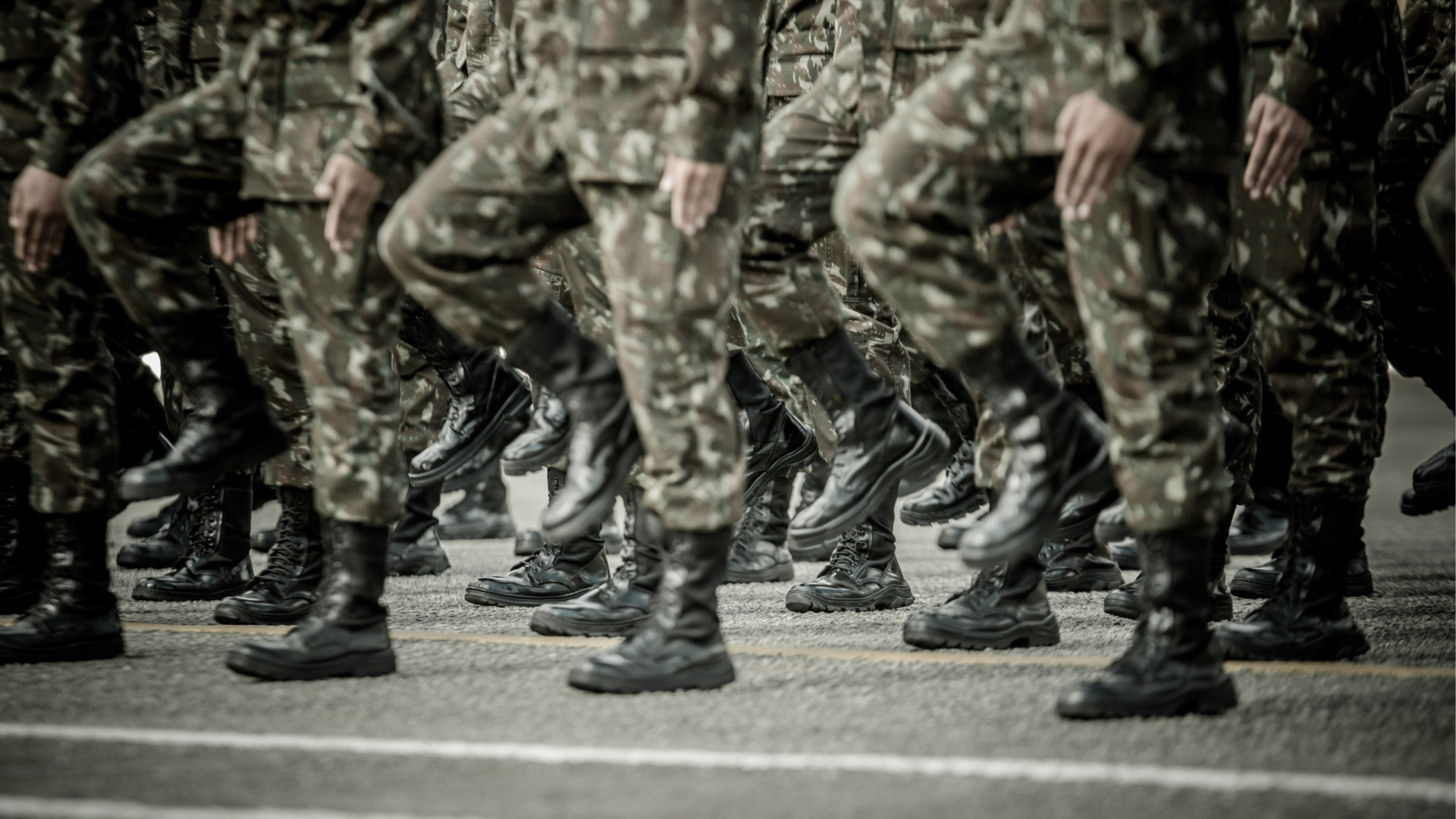 Militares en Badajoz denuncian continuos cortes de agua cali
