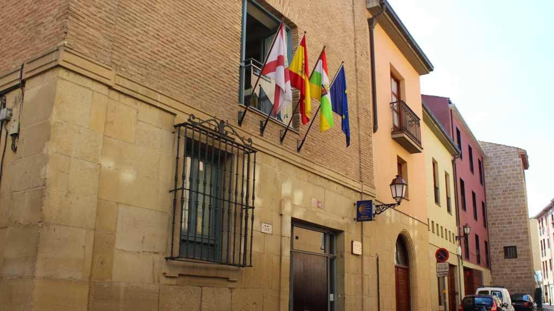 Logroño cierra su albergue de peregrinos en plena temporada alta por obras mientras se prepara un cambio de gestión que critica la Asociación Riojana de Amigos del Camino de Santiago