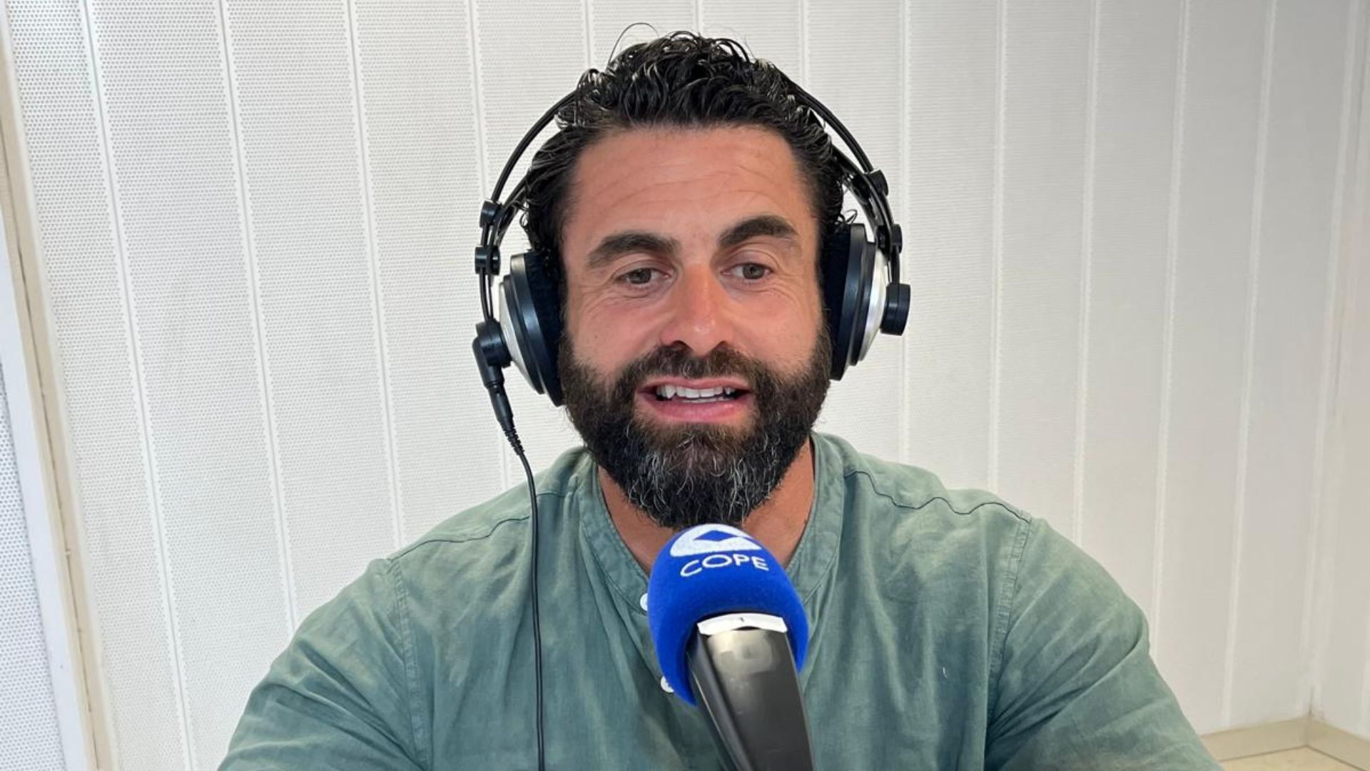 Javier Otero, el hombre que habla con los cuervos, desvela su gran inteligencia: 