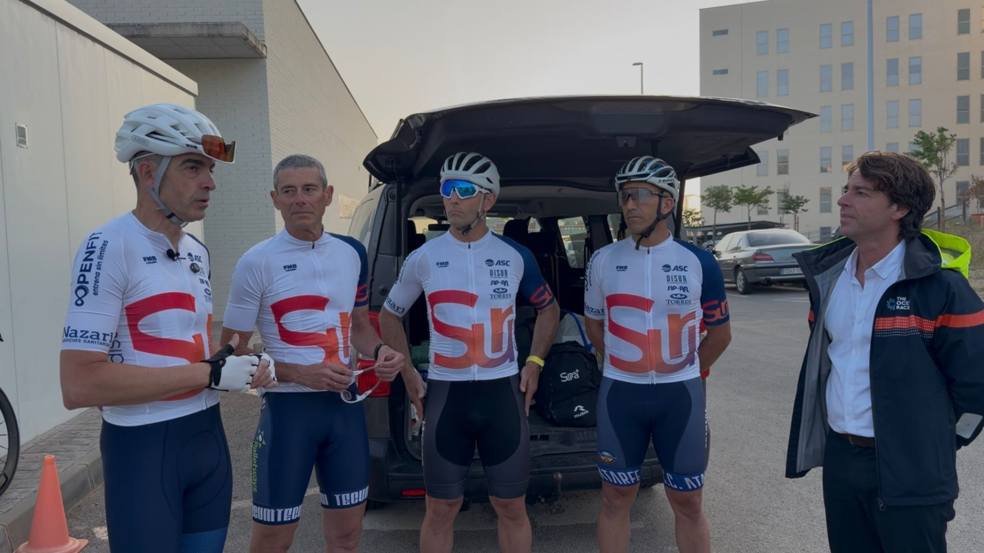 Un reto ciclista une Murcia y Granada por la sonrisa de Elenita y la investigación de enfermedades raras