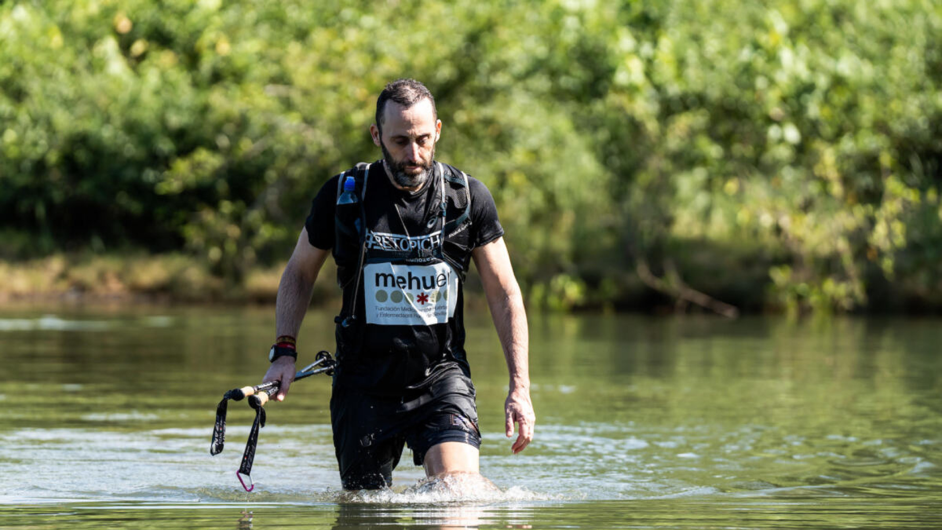 El reto solidario de Juan Luis Muñoz Escassi: una maratón a bordo del Juan Carlos I