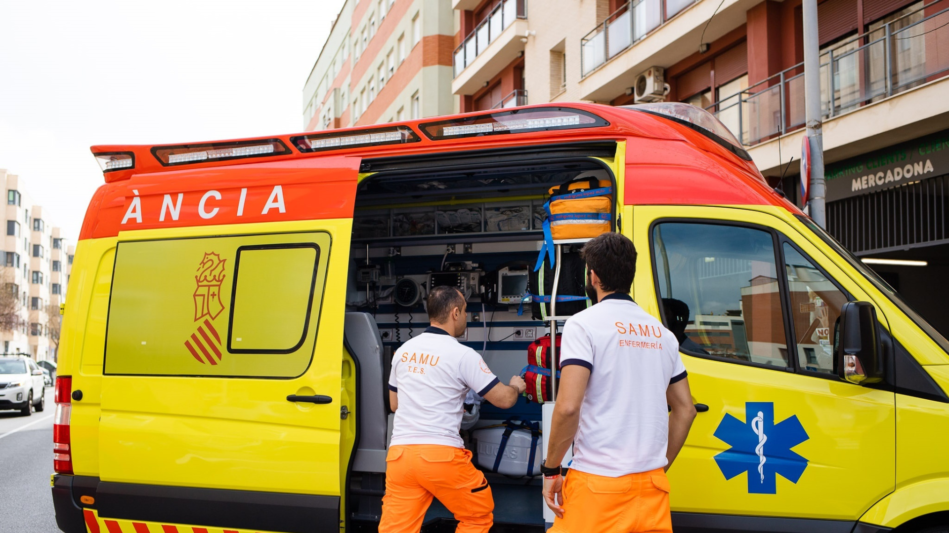Cuatro personas, dos de ellas menores, mueren ahogadas en una playa de Oliva (Valencia)