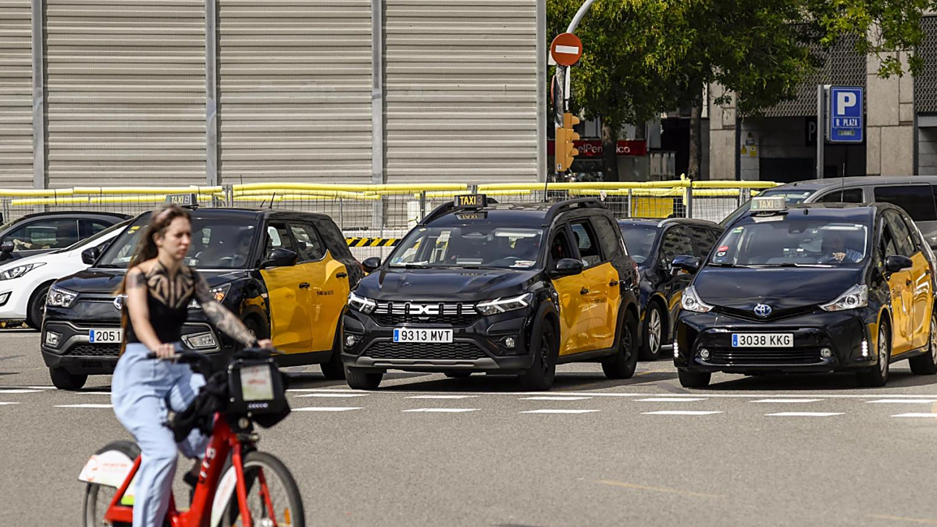 Los transportistas y taxistas autónomos avanzan hacia la jubilación anticipada por la dureza de su oficio