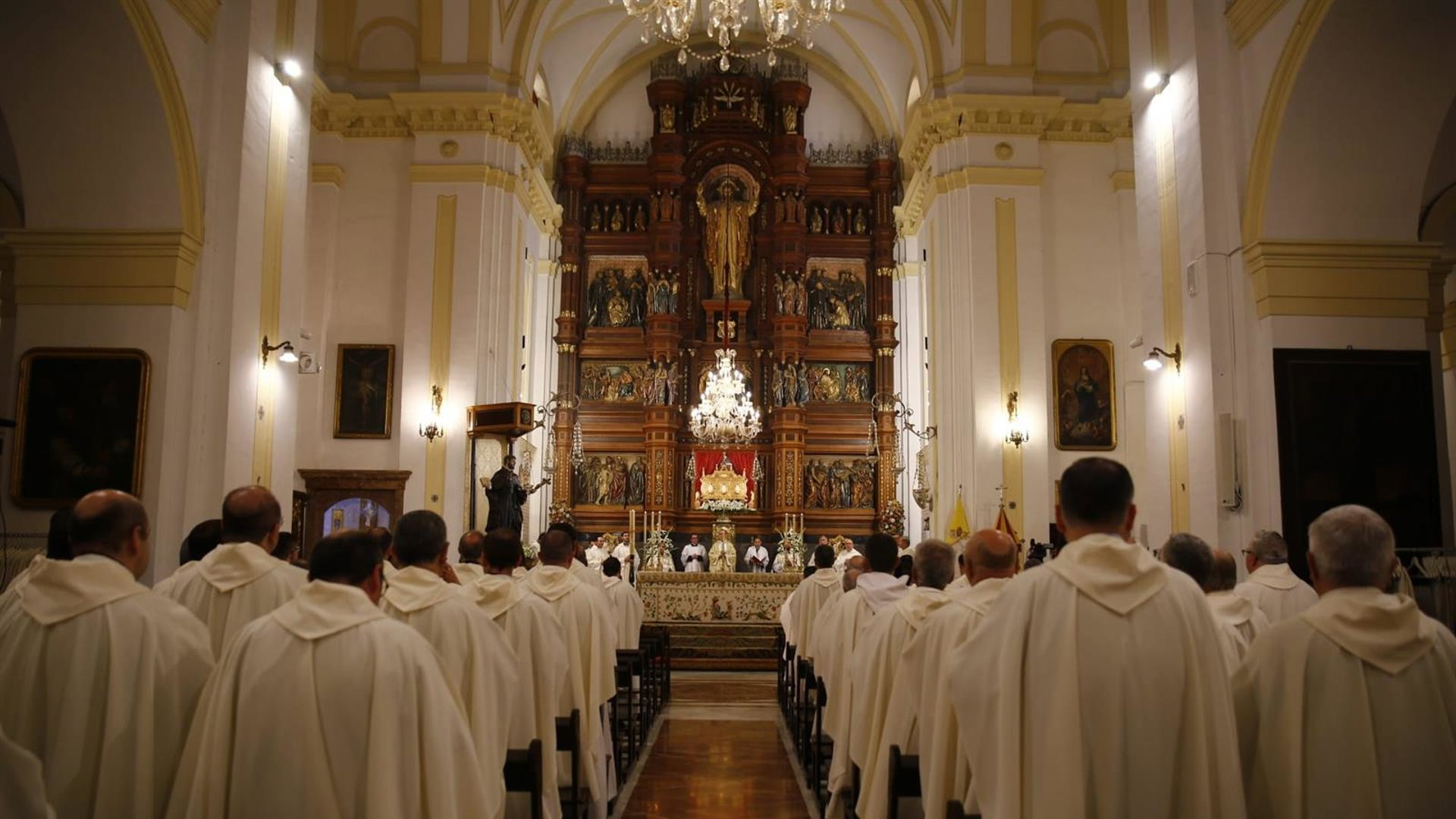 El obispo de Córdoba insta a sus sacerdotes a ser santos y evitar la 