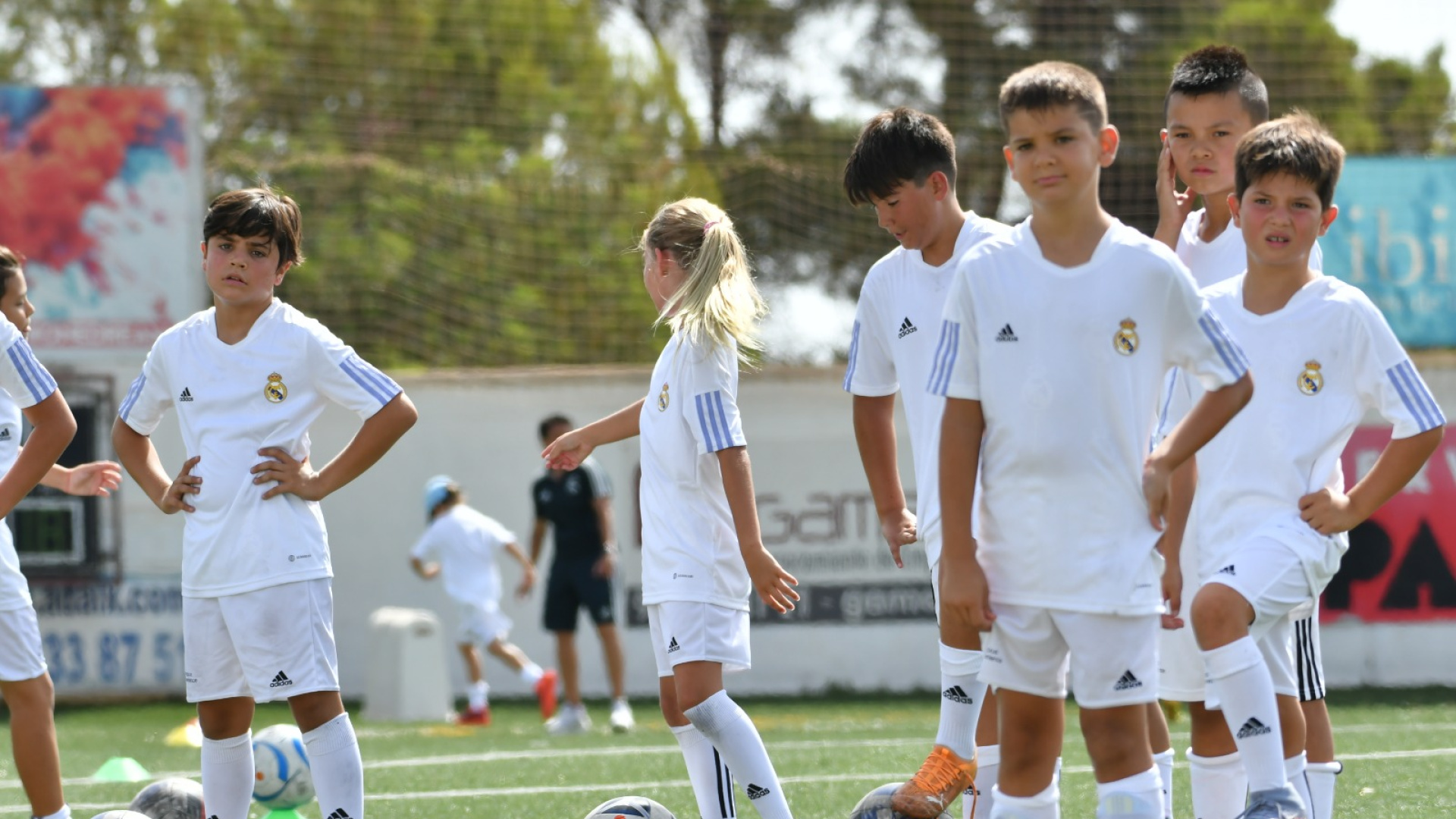 ¿Qué localidades aragonesas acogerán este verano un campus de fútbol de la Fundación Real Madrid?