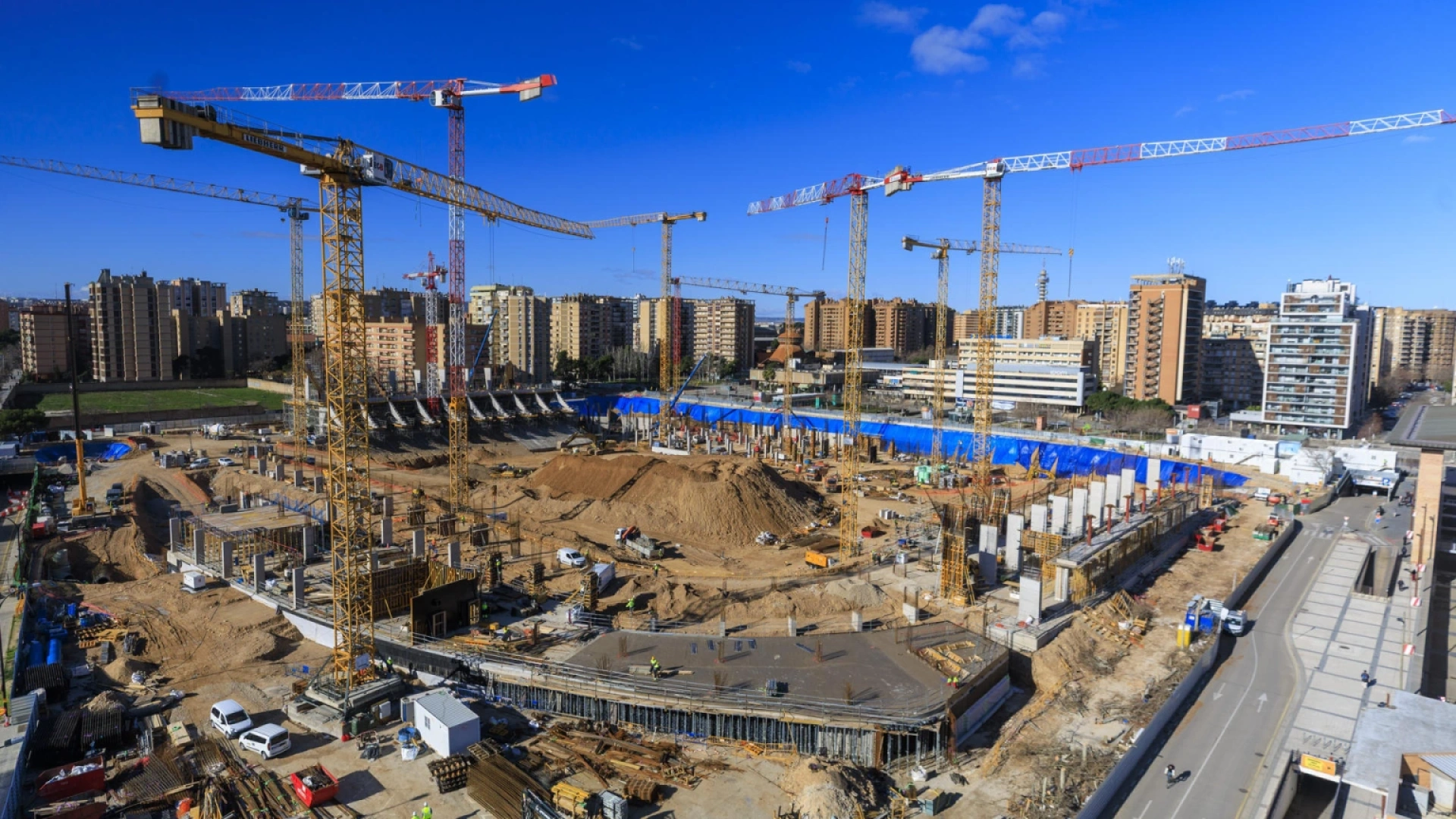 Los trabajadores de las grúas torre de Córdoba amenazan con mantener la huelga tras represalias de una empresa
