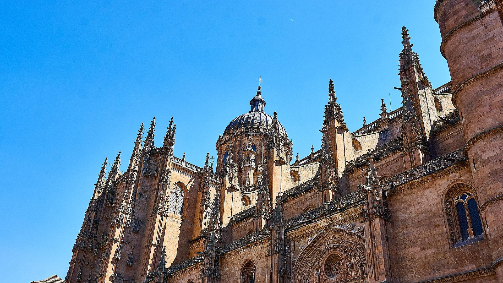 Cincuenta jóvenes de Salamanca encuentran su 'porqué' y reafirman su fe cristiana