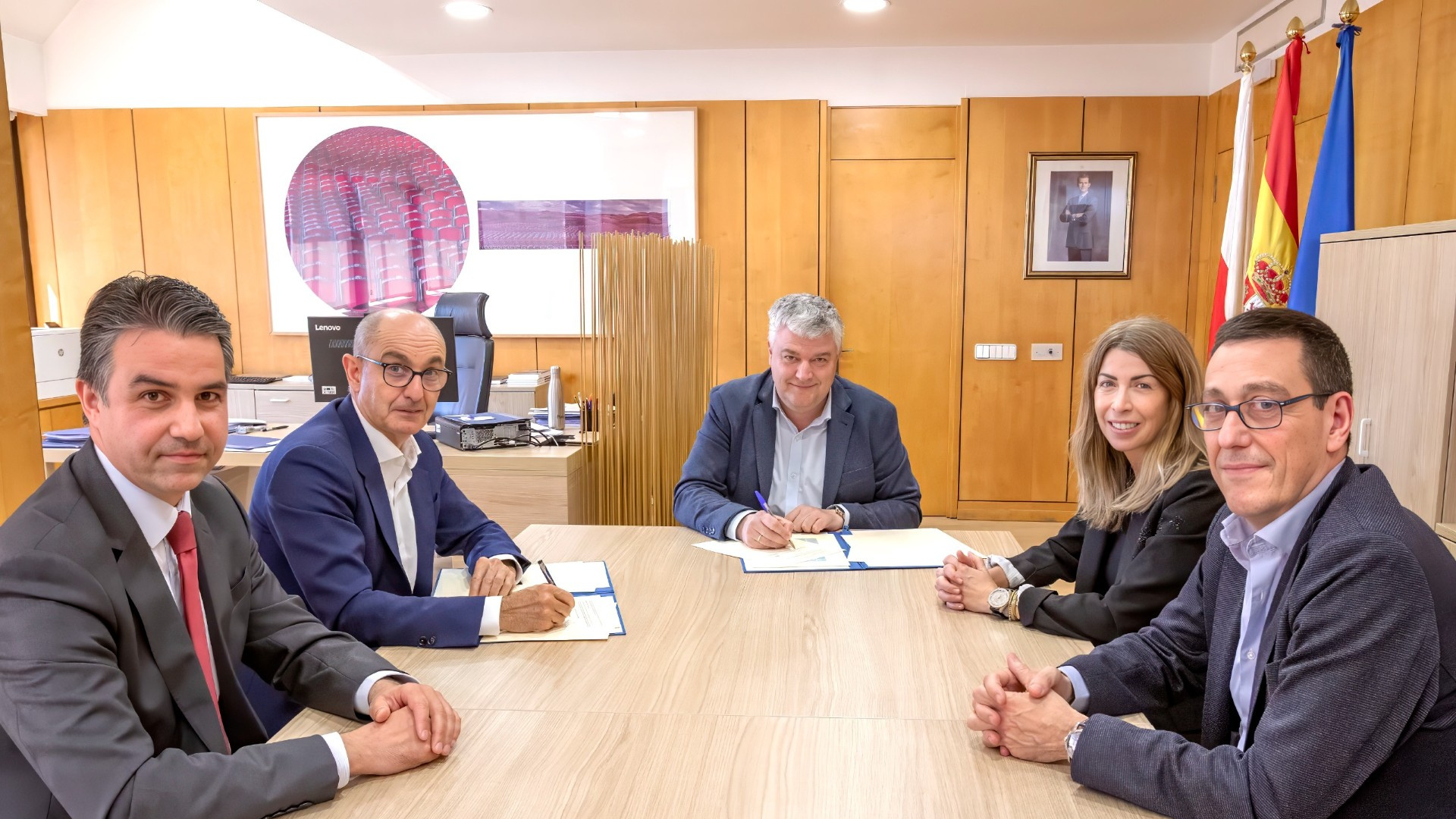 ICAF e Iberaval lanzan una nueva línea de financiación de 1,5 millones para las pymes de Cantabria