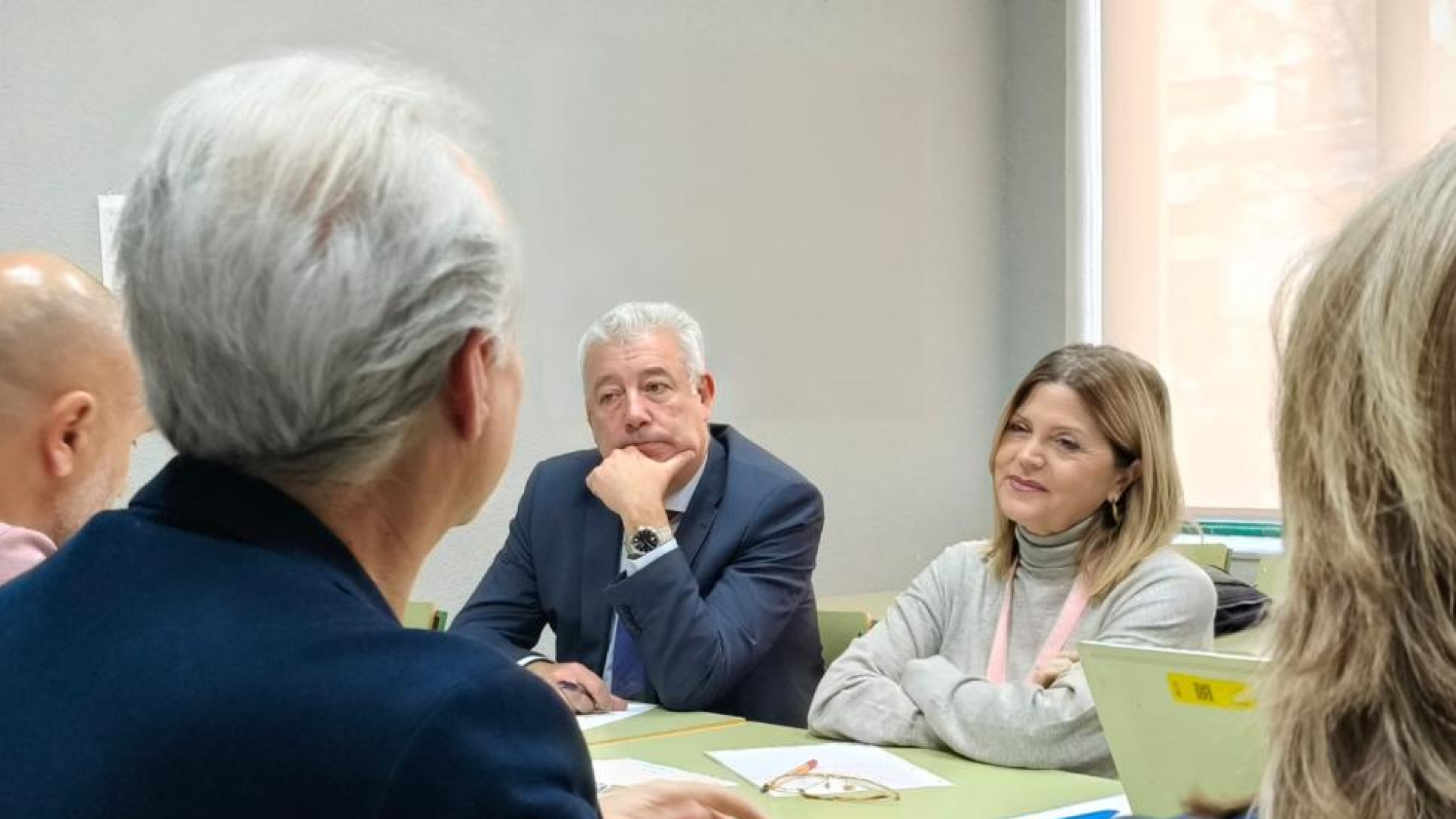 Educación quiere seguir negociando con los sindicatos y división en las familias ante la huelga: 