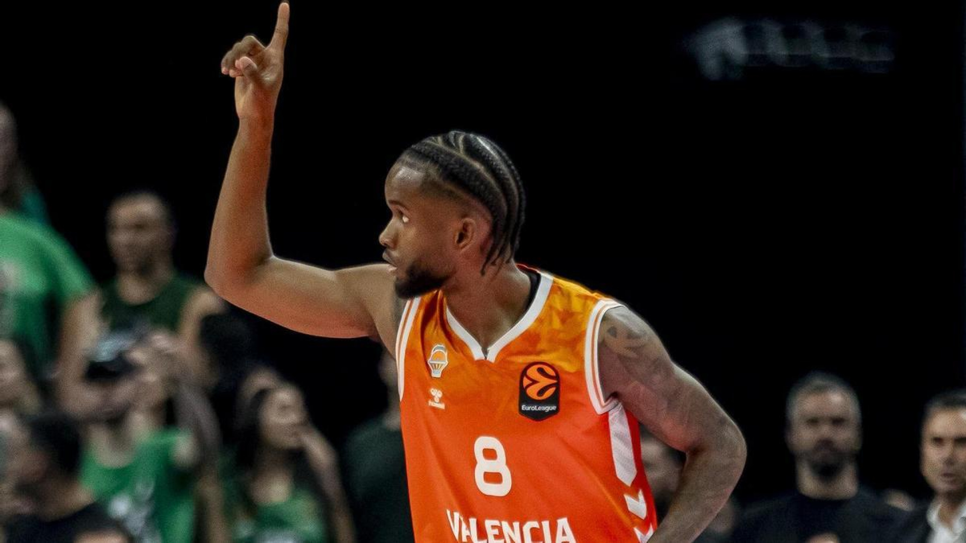 Valencia Basket se hace gigante en Atenas y habrá un último baile con Panathinaikos en el Roig Arena (86-89)