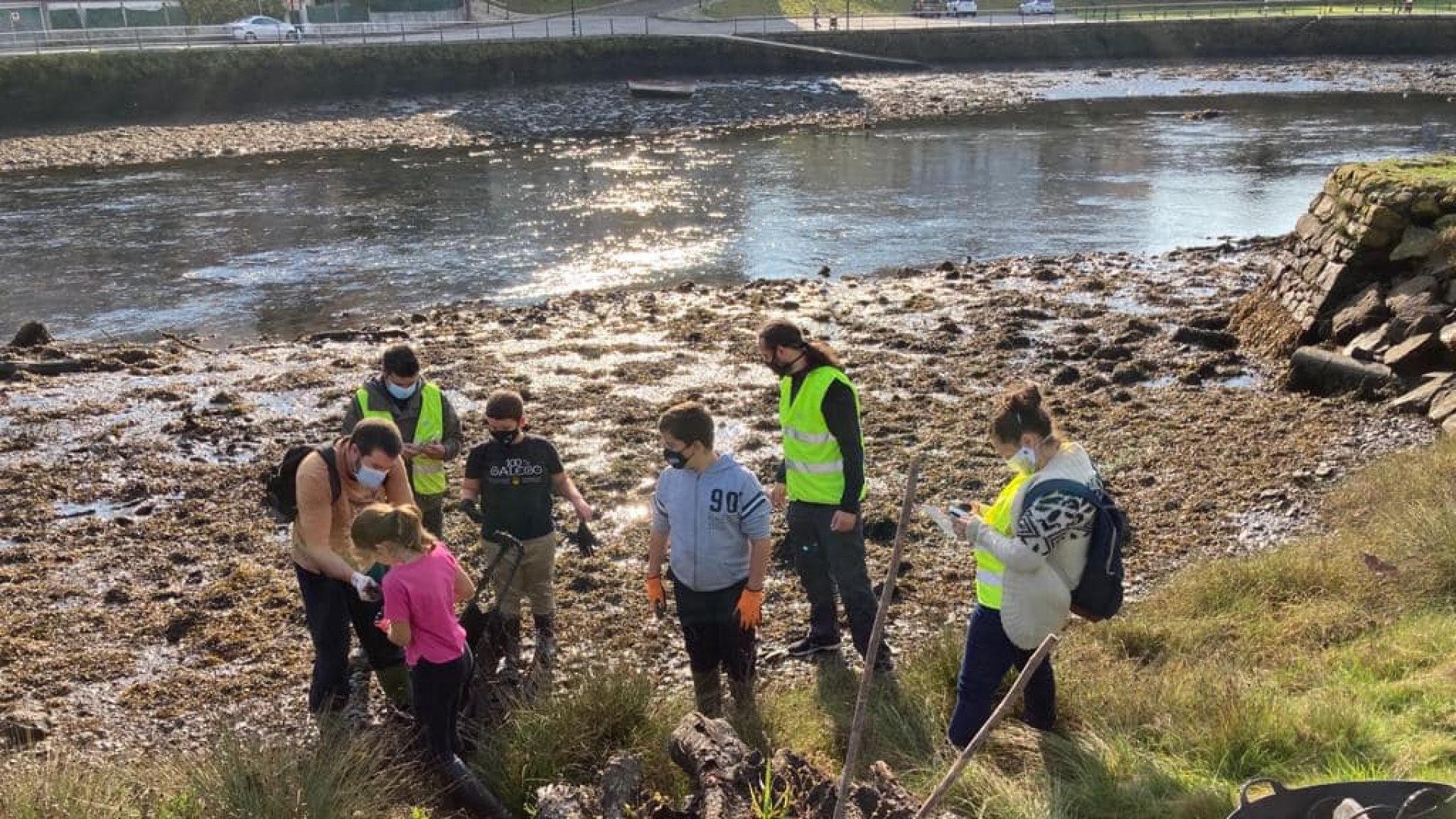 El BNG de Narón denuncia el abandono en la senda del Xuvia y exige un plan de mantenimiento