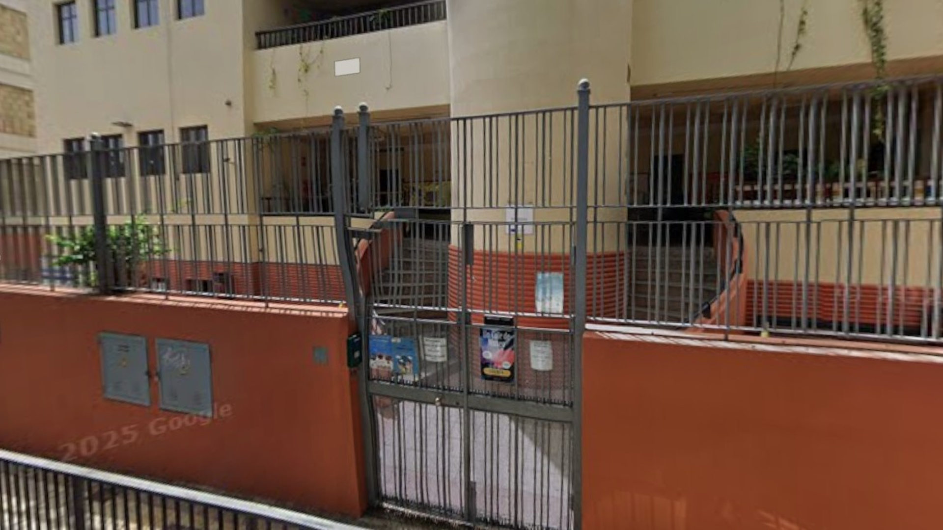 Una madre denuncia la inacción de la Consejería de Educación ante el calvario que sufre su hija en un colegio de Tenerife: “La profesora ha llegado al insulto y roza el abuso