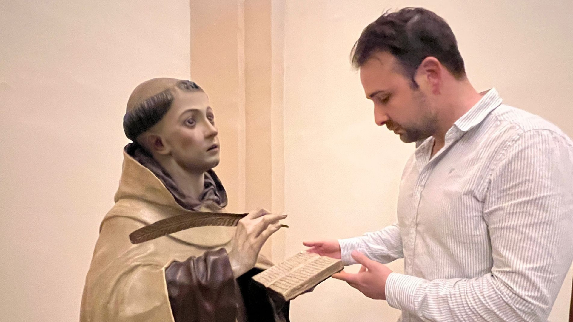 ¿Qué hermandad se hará cargo de los gastos de la restauración de la imagen de San Juan de la Cruz?
