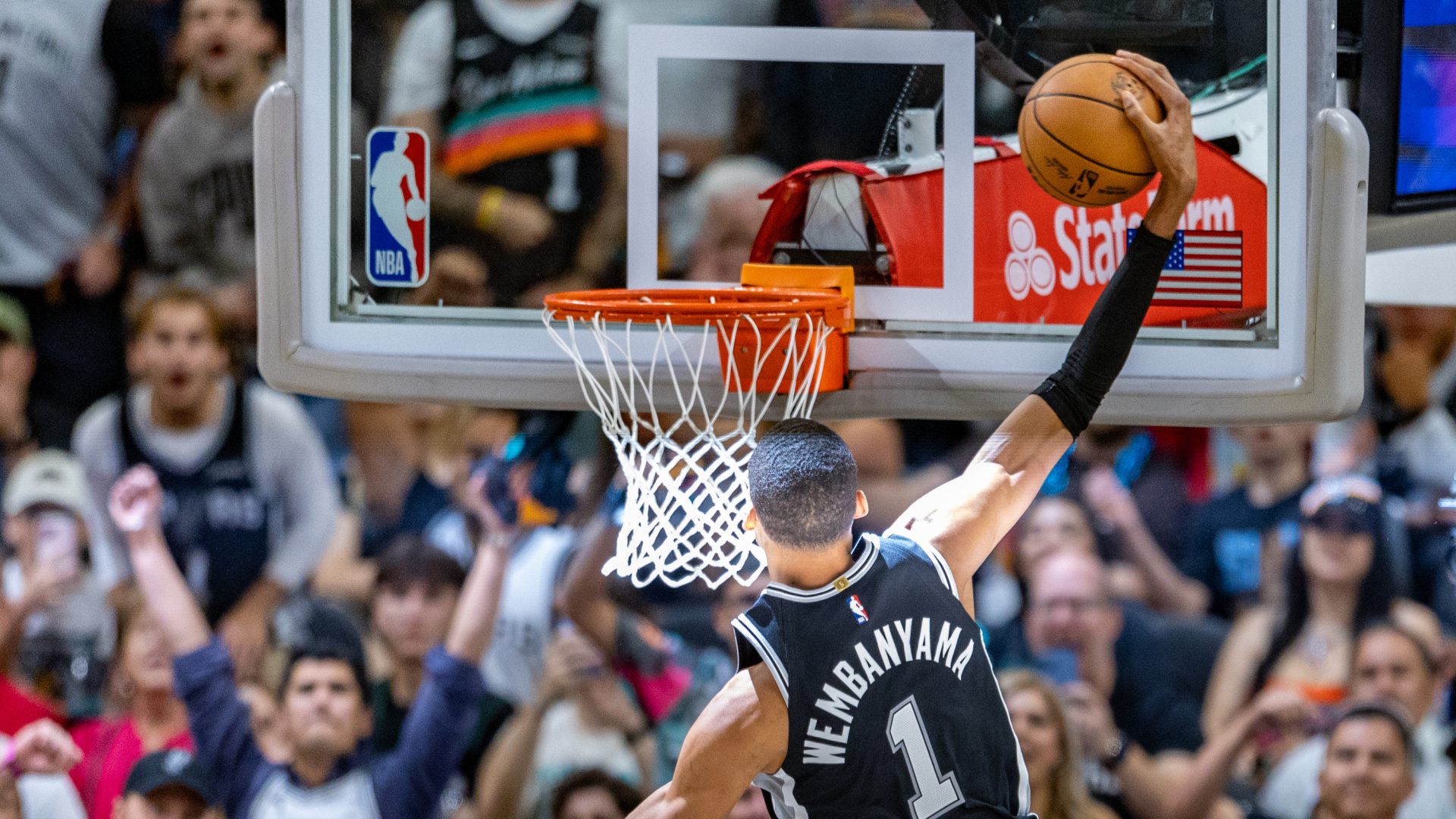 Los Wolves no tienen opción con Wembanyama
