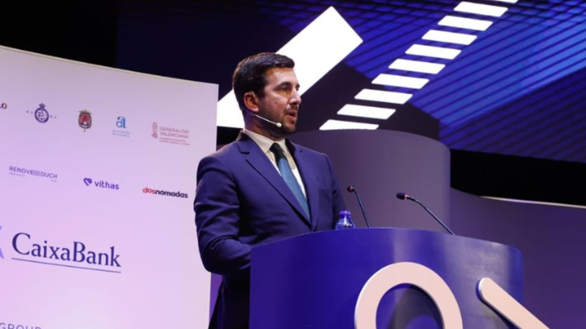 Enrique Riquelme pide a Florentino Pérez un proceso electoral con diálogo y transparencia: 