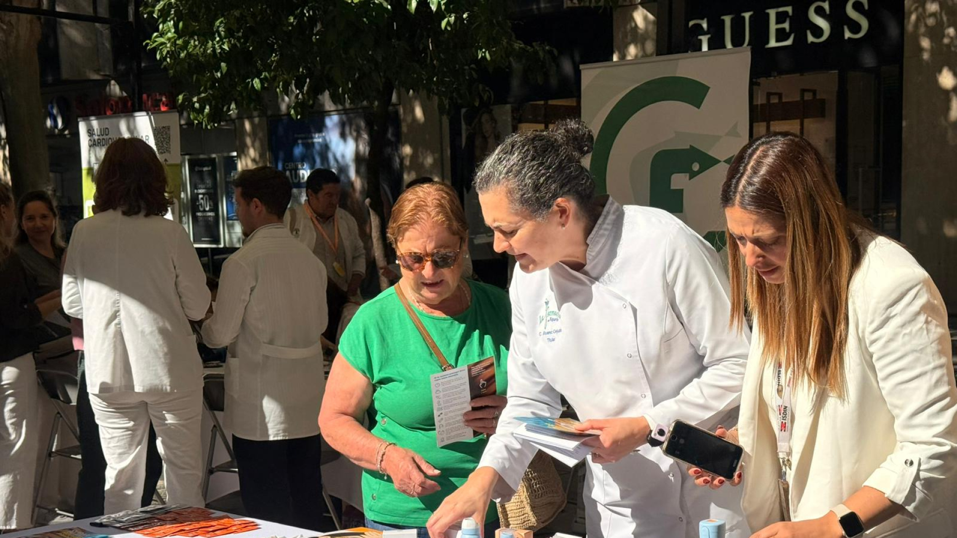 Los farmacéuticos de Córdoba llaman a prevenirse ante los altos índices de radiación UV: 