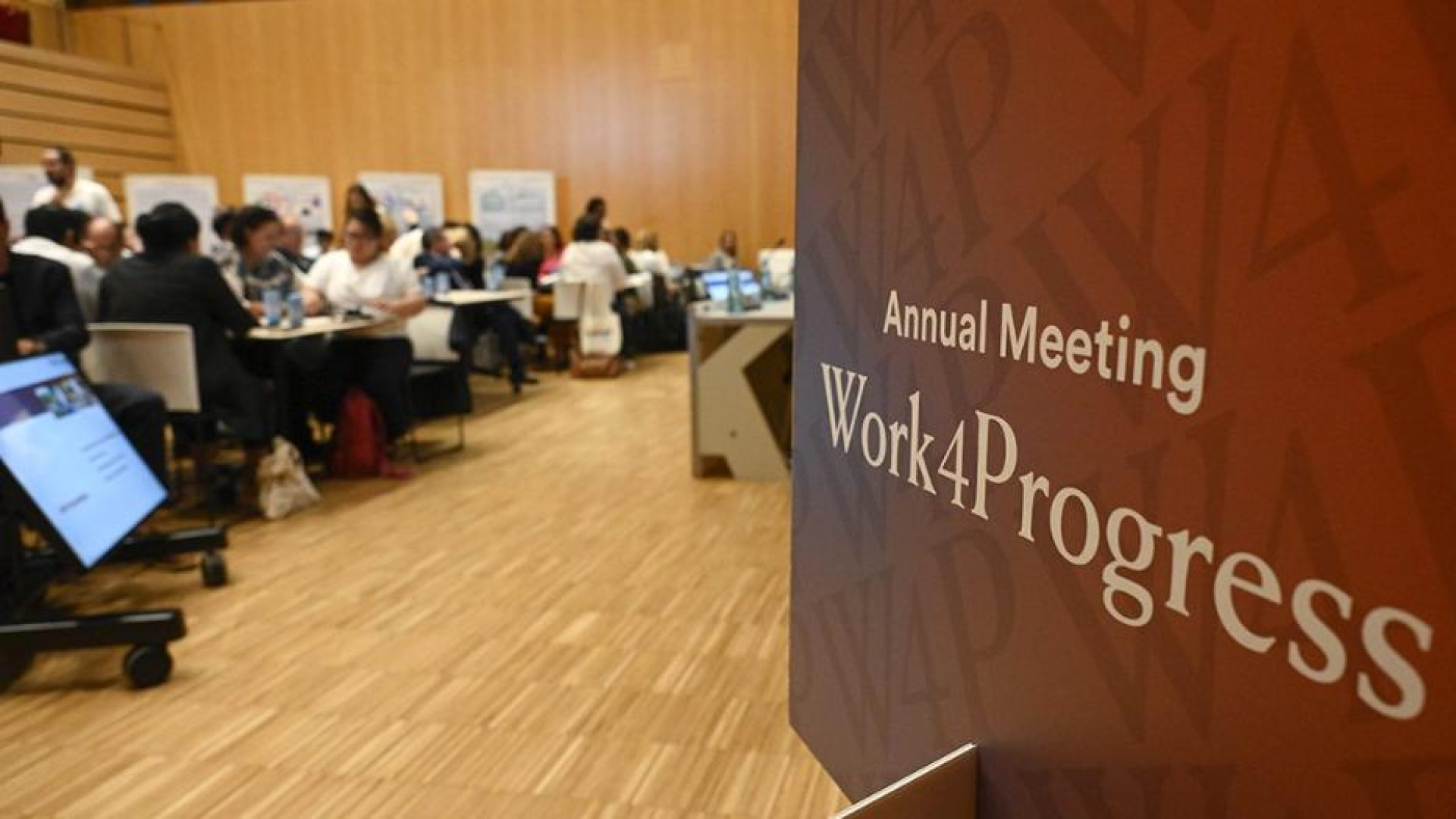 ‘Work for Progress’: La iniciativa de Fundación “la Caixa” que financia a emprendedores sin recursos